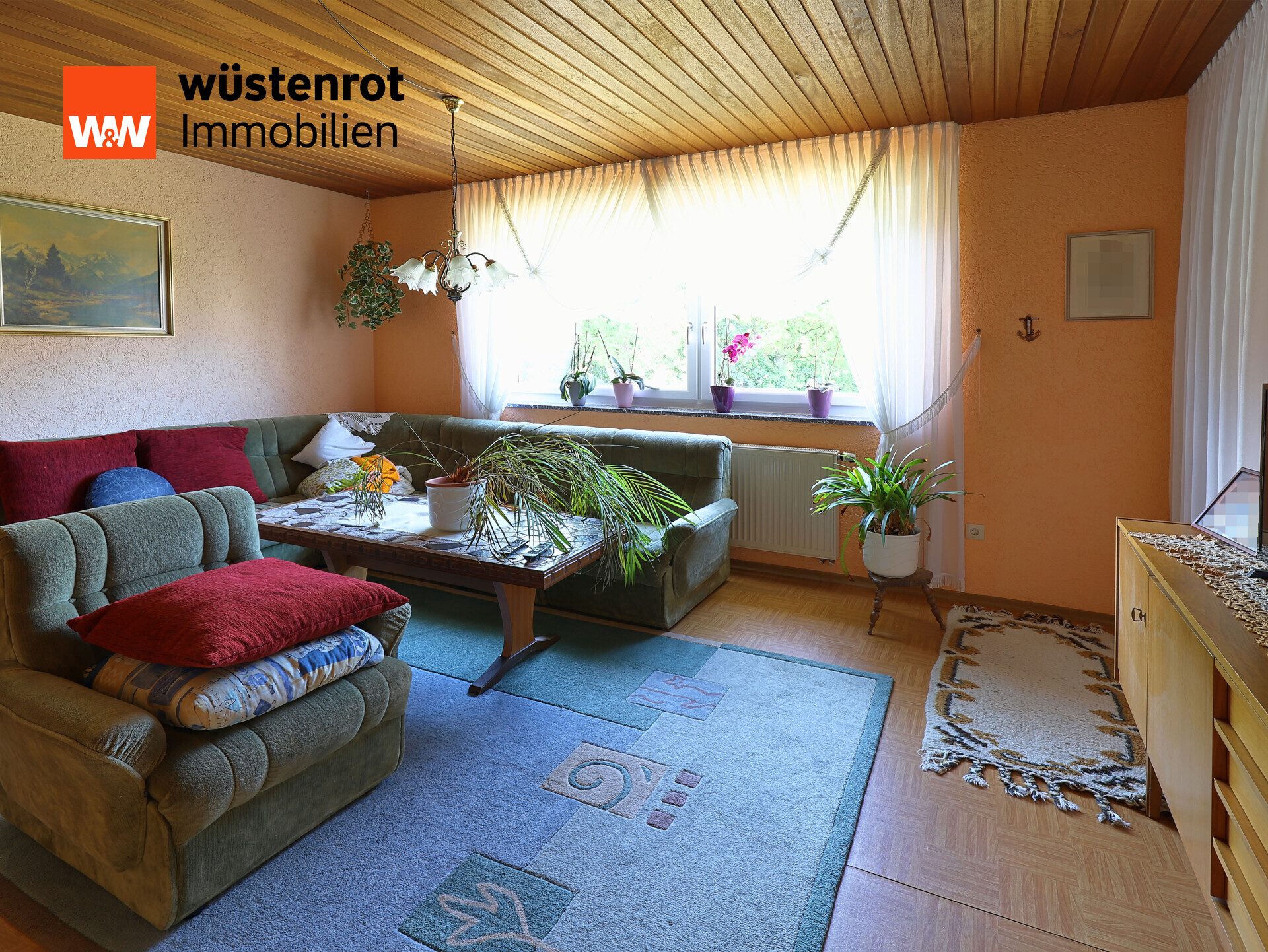 Immobilienangebot - Windischeschenbach - Alle - Gepflegtes Zweifamilienhaus plus Einliegerwohnung mit großem Garten in ruhiger Lage wartet auf Sie