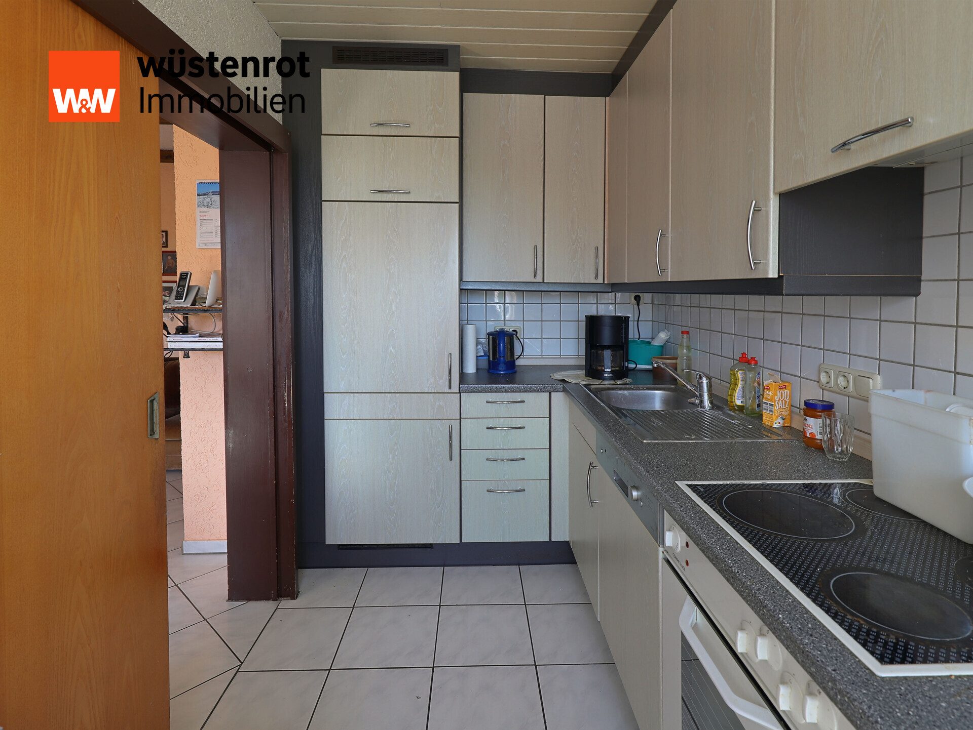 Immobilienangebot - Windischeschenbach - Alle - Gepflegtes Zweifamilienhaus plus Einliegerwohnung mit großem Garten in ruhiger Lage wartet auf Sie