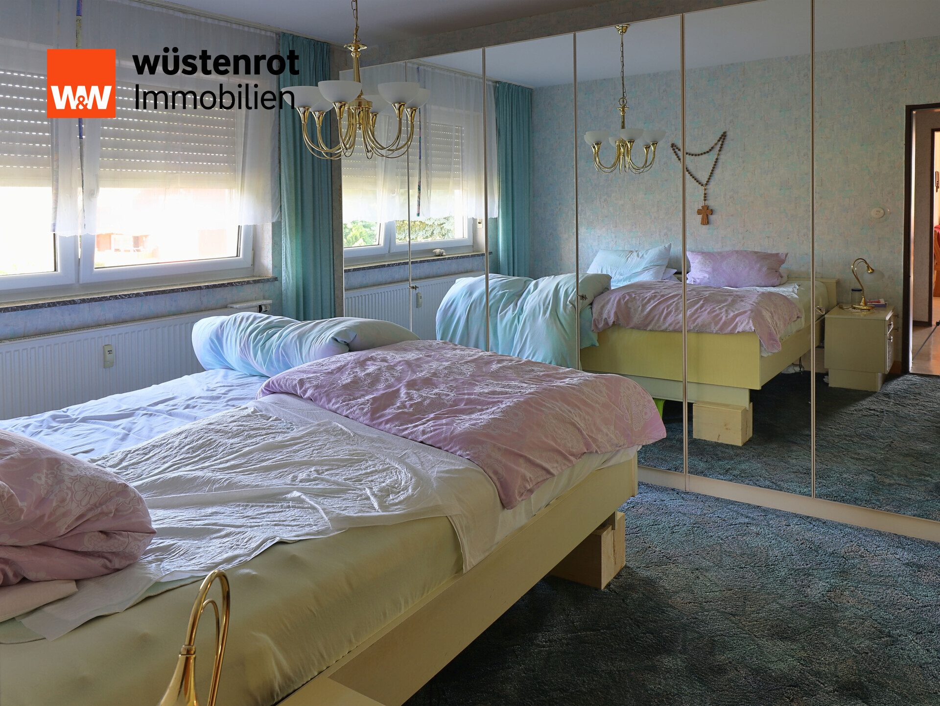 Immobilienangebot - Windischeschenbach - Alle - Gepflegtes Zweifamilienhaus plus Einliegerwohnung mit großem Garten in ruhiger Lage wartet auf Sie