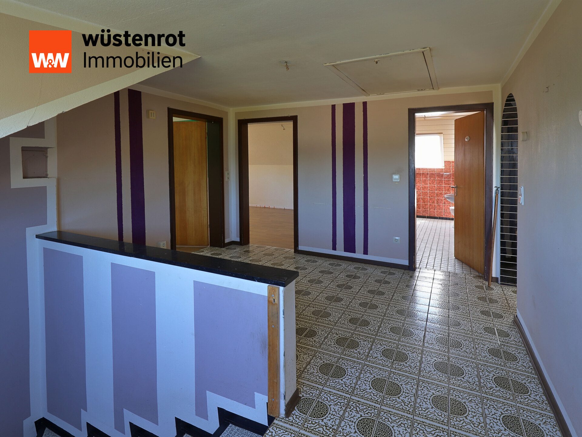 Immobilienangebot - Windischeschenbach - Alle - Gepflegtes Zweifamilienhaus plus Einliegerwohnung mit großem Garten in ruhiger Lage wartet auf Sie