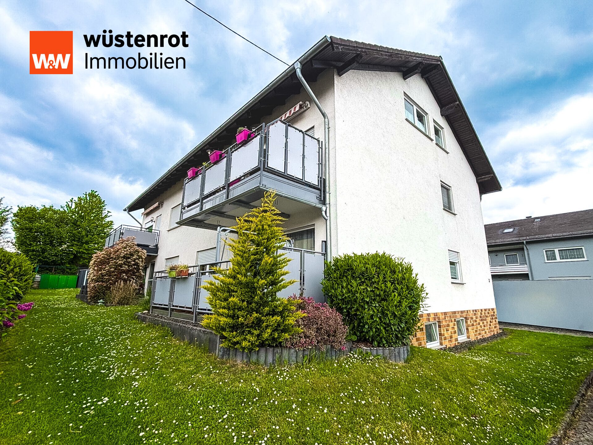 Immobilienangebot - Rheinböllen - Alle - Attraktives Mehrfamilienhaus mit sechs Wohneinheiten und Stellplätzen in Rheinböllen