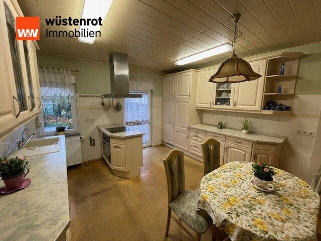 Immobilienangebot - Magdeburg - Alle - Zuhause mit Geschichte, Wärme und ganz viel Potential-
charmante Doppelhaushälfte in bester Lage von Magdeburg