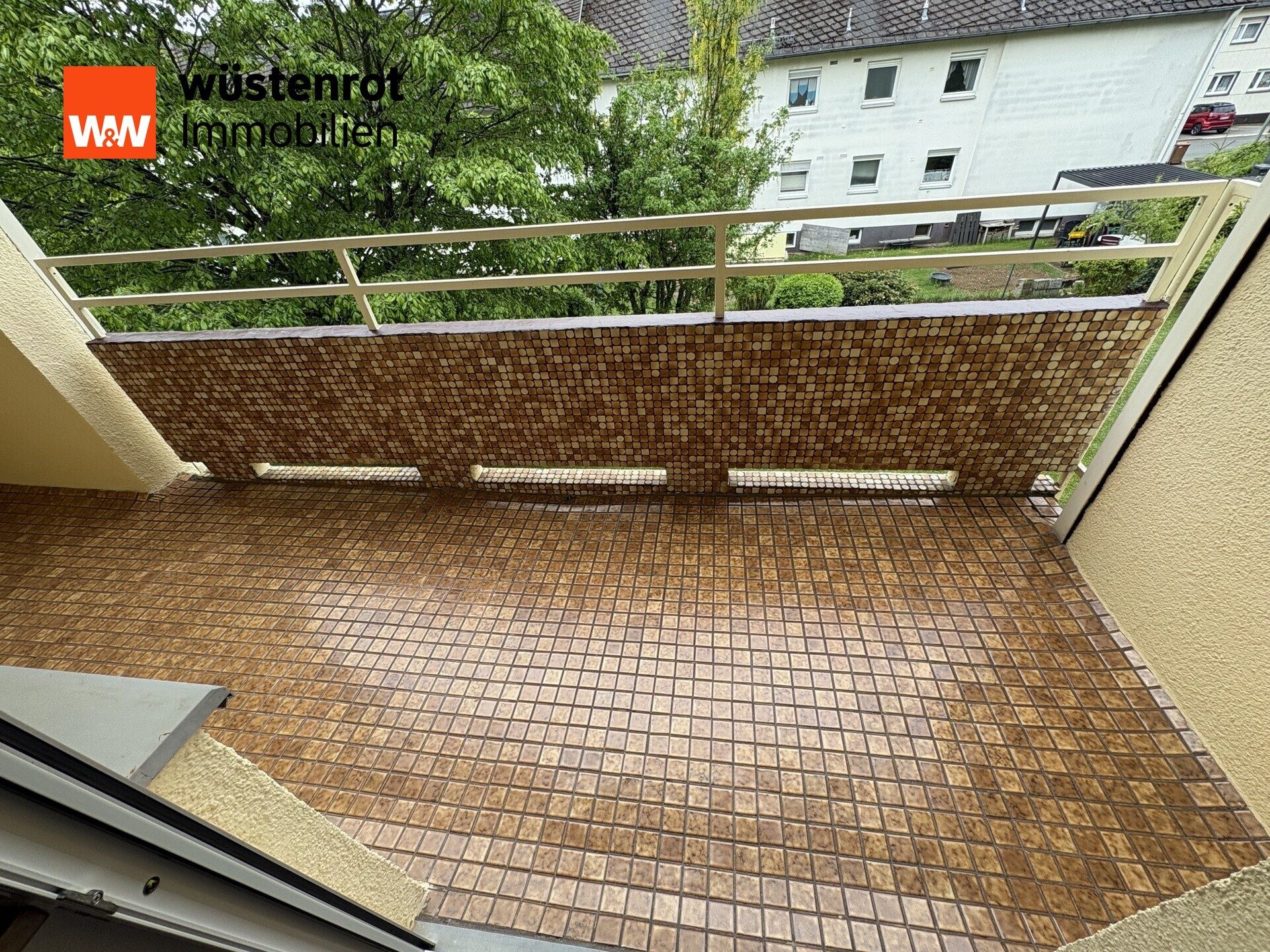 Immobilienangebot - Selbitz - Alle - Sofort freie, umfassend renovierte 3 Zimmer Wohnung