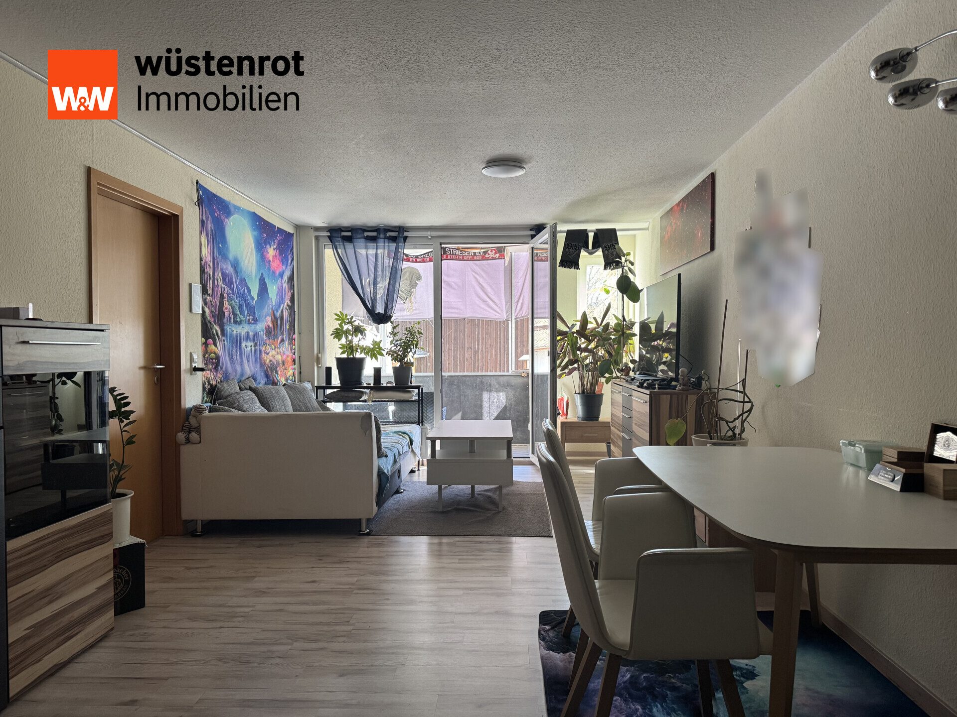 Immobilienangebot - Empfingen - Alle - Einziehen oder investieren – 2-Zimmer-Wohnung mit Balkon und Tiefgaragenstellplatz