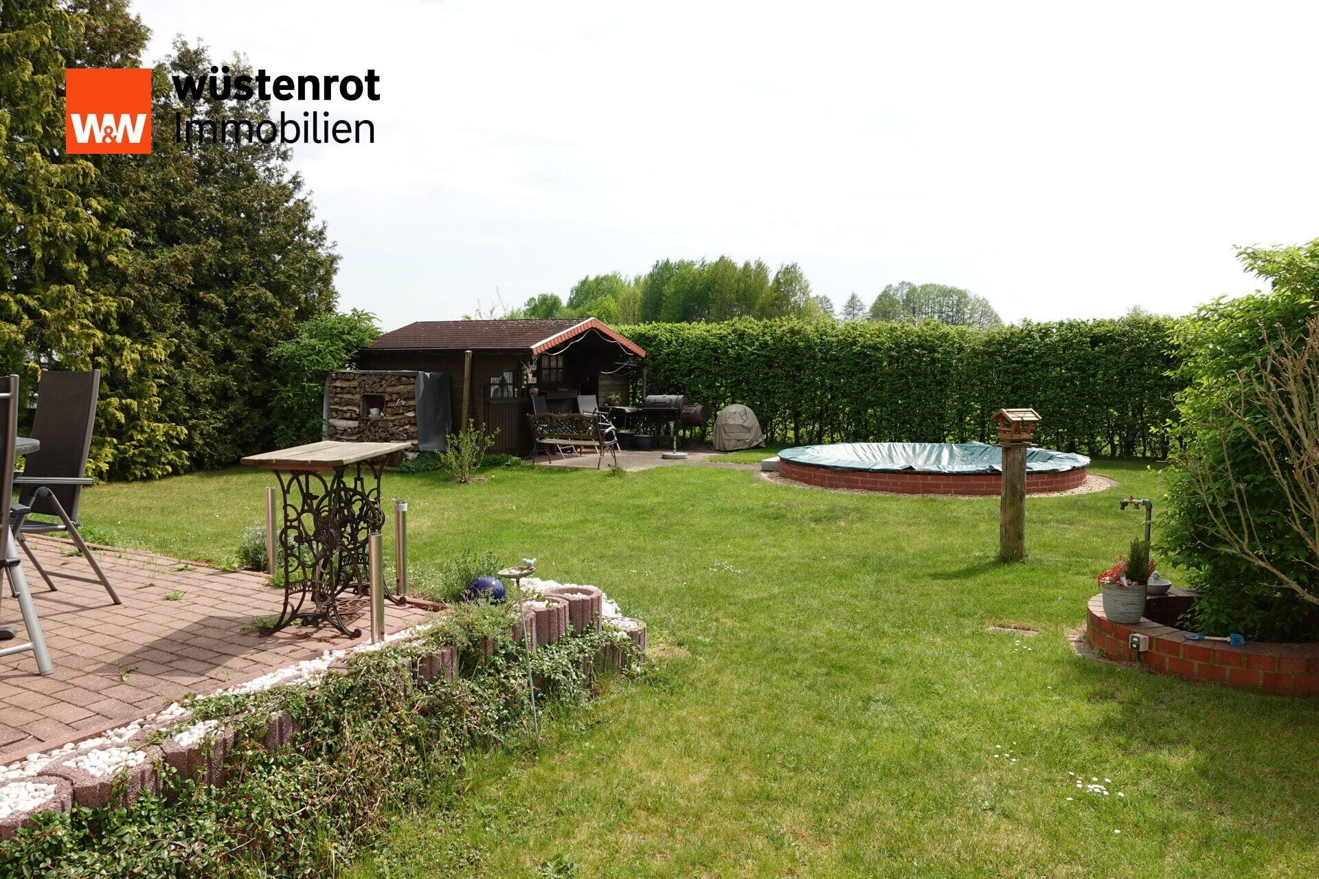 Immobilienangebot - Bernsdorf - Alle - Vielseitig nutzbares Wohnhaus mit Sauna, Gästewohnung und hochwertiger Ausstattung