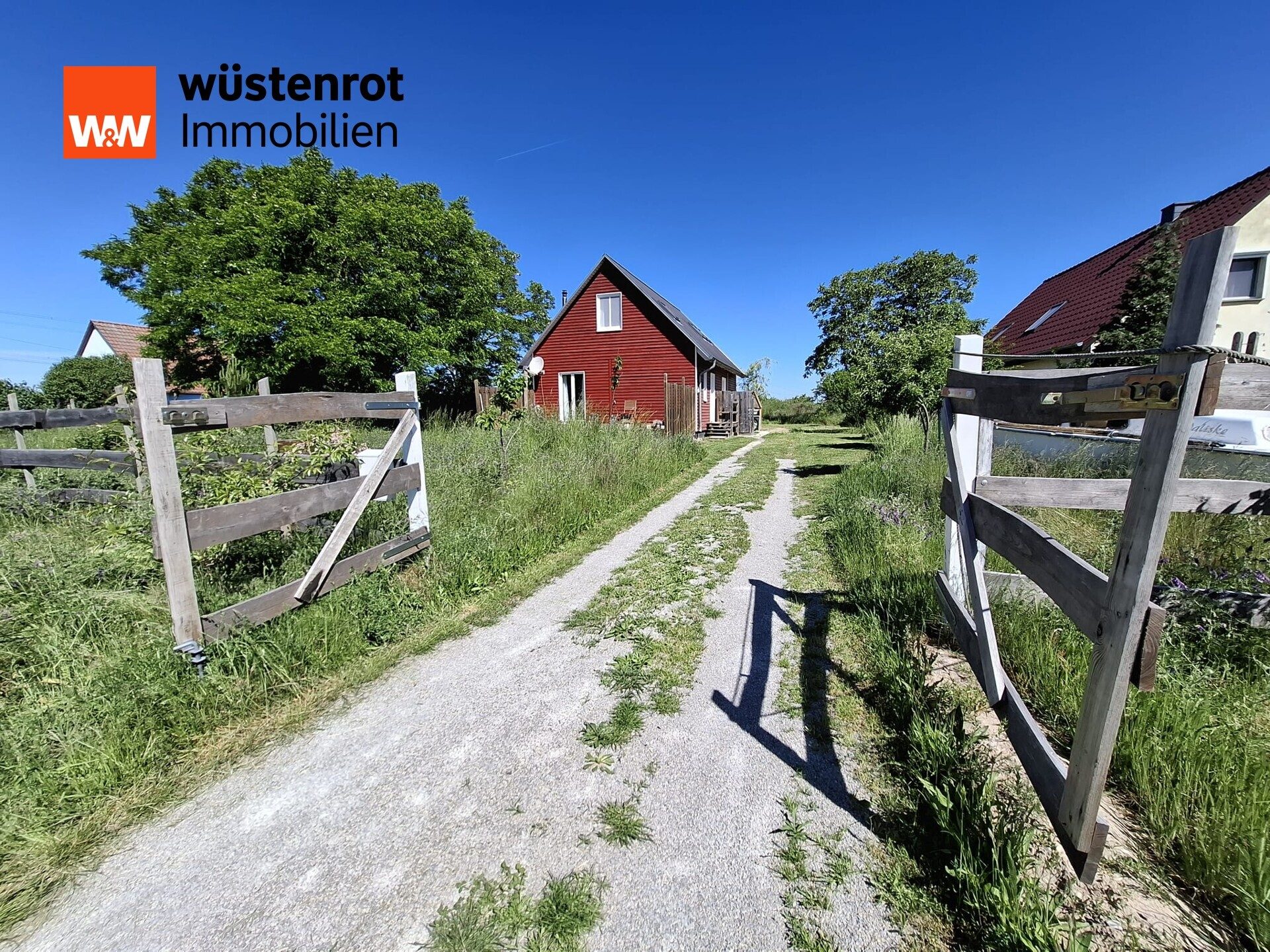 Immobilienangebot - Groß Kreutz / Schmergow - Alle - Verliebt euch in nordisches Flair: Attraktives Haus, Garten, Weitblick auf Obstplantagen - Ruhe pur!