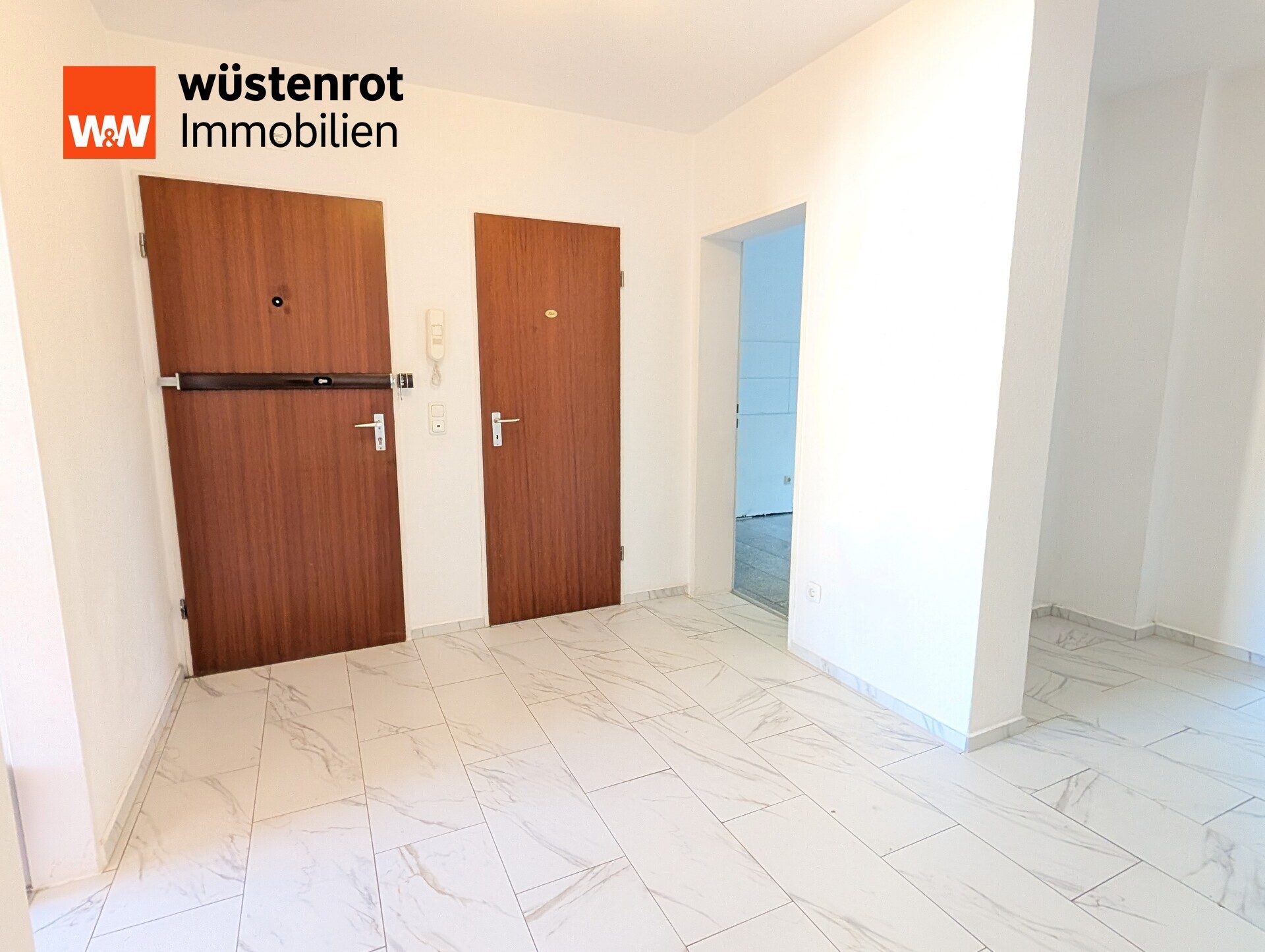Immobilienangebot - Essen / Bredeney - Alle - Ihr neues Zuhause in Bredeney – gepflegte Eigentumswohnung mit Balkon, Garage & sofortigem Einzug