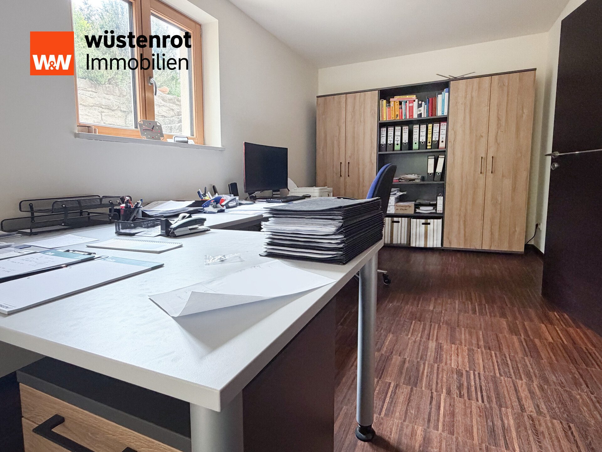 Immobilienangebot - Siegenburg / Morgenroth - Alle - ABSOLUTE RARITÄT – Unternehmeranwesen mit luxuriösem Wohnhaus und Gewerbeflächen