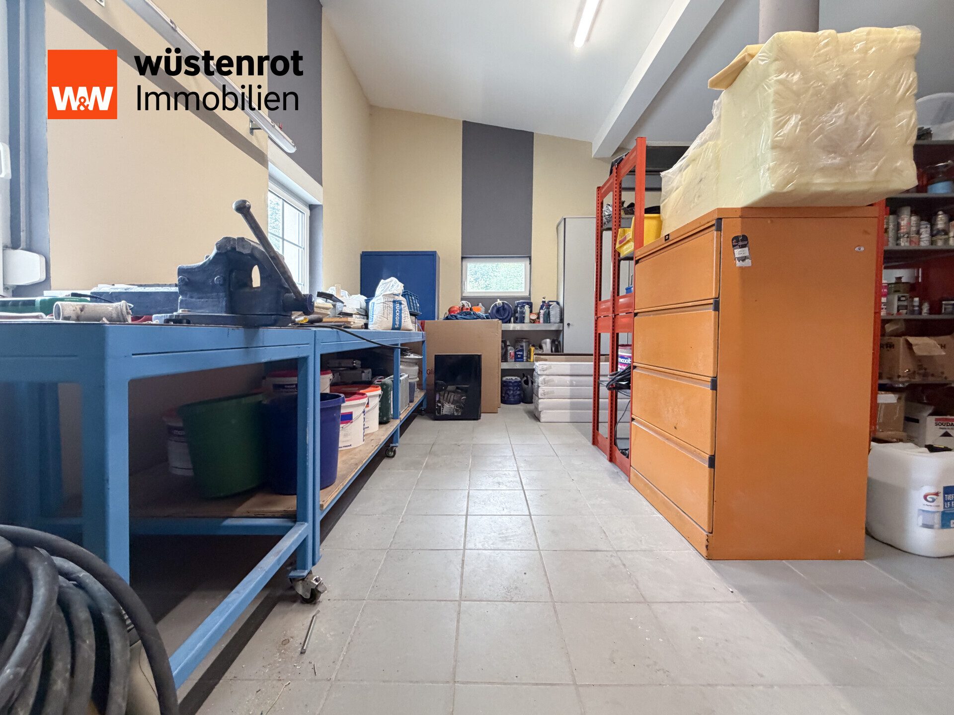 Immobilienangebot - Siegenburg / Morgenroth - Alle - ABSOLUTE RARITÄT – Unternehmeranwesen mit luxuriösem Wohnhaus und Gewerbeflächen