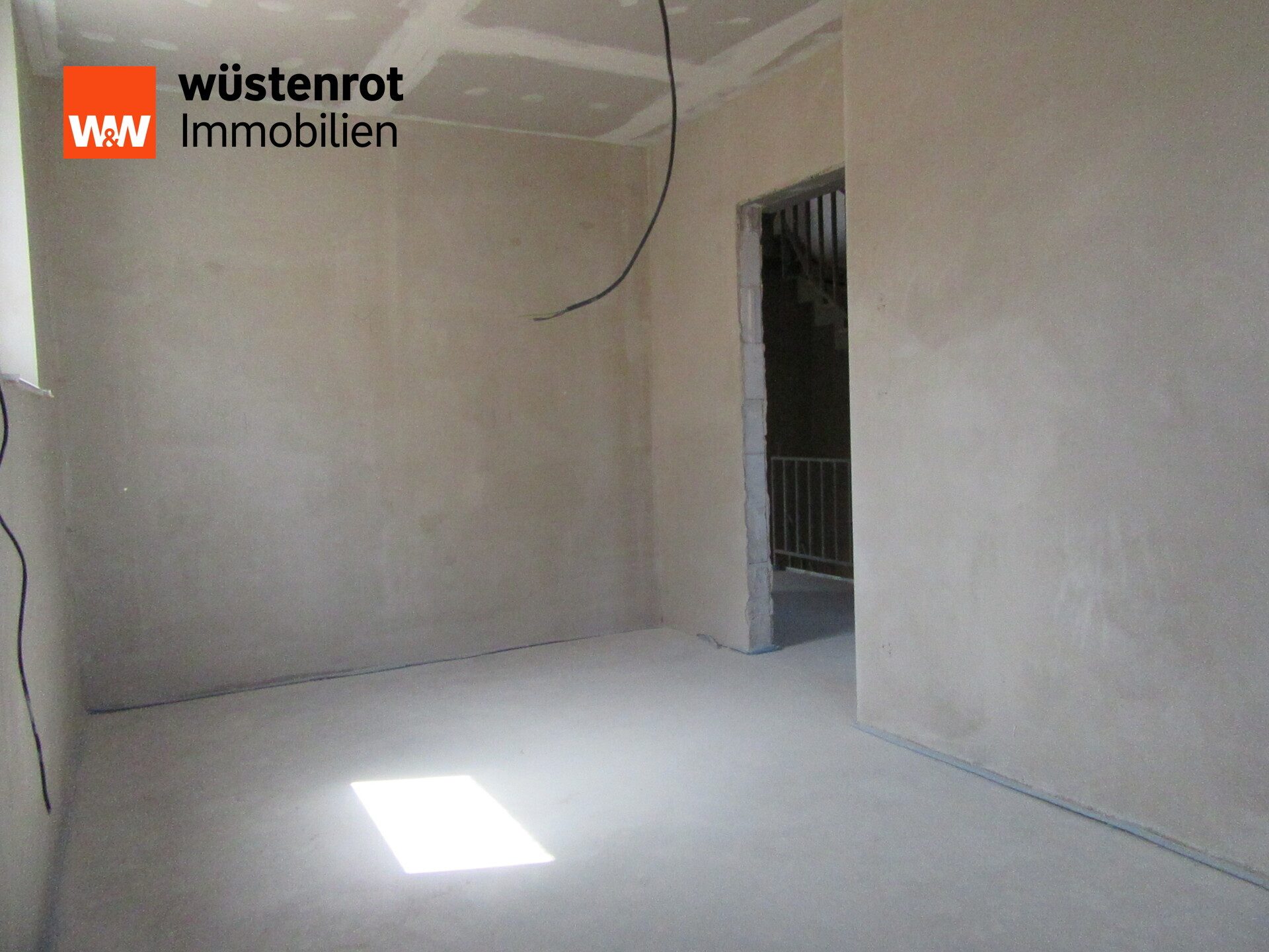 Immobilienangebot - Pforzheim / Büchenbronn - Alle - Reihenendhaus mit viel Wohnfläche und Gestaltungsspielraum