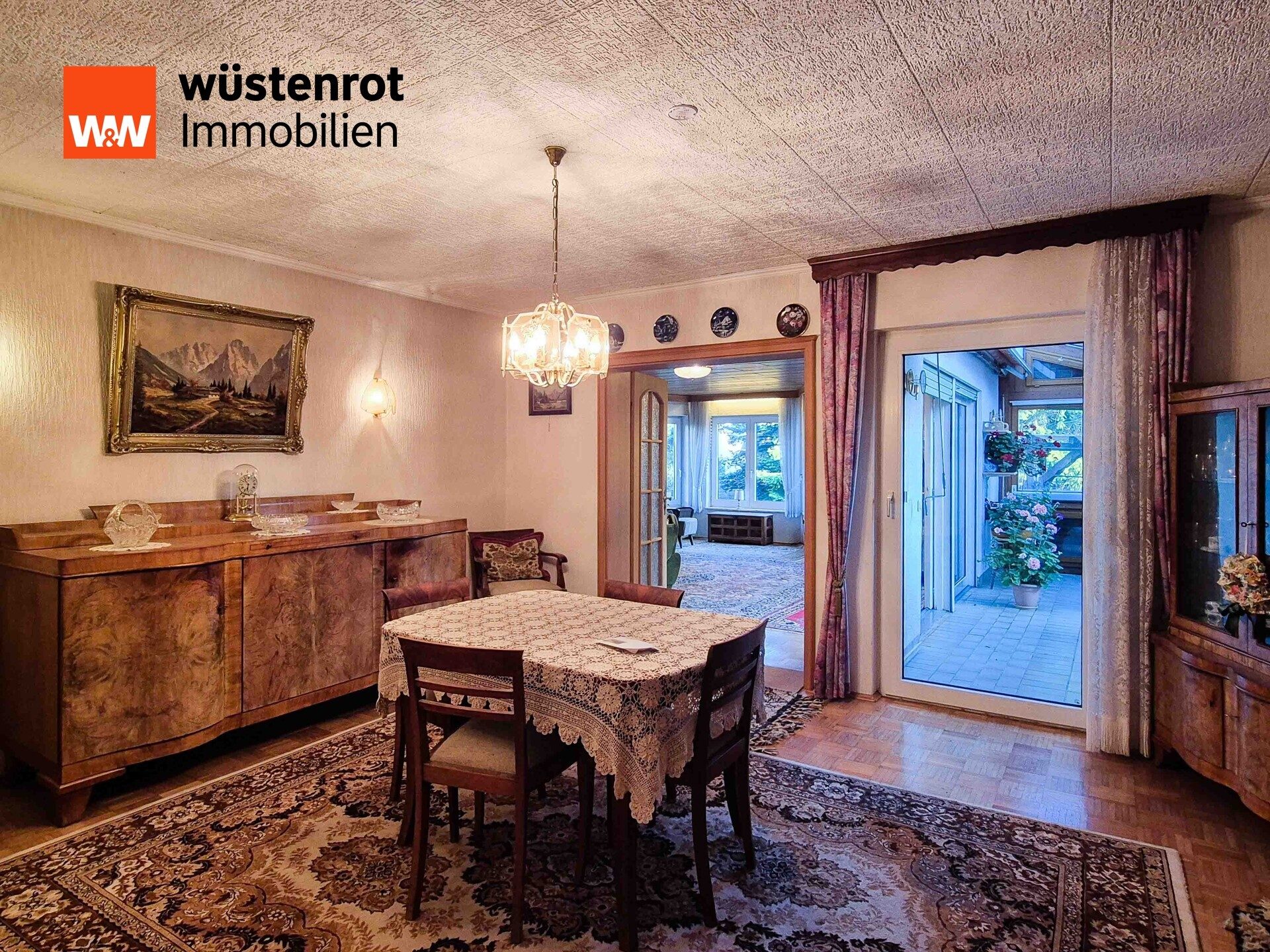 Immobilienangebot - Bruchköbel - Alle - 1 - 2 Wohneinheiten + wohnlich ausgebautem Souterrain: Haus mit enormem Entwicklungspotenzial
