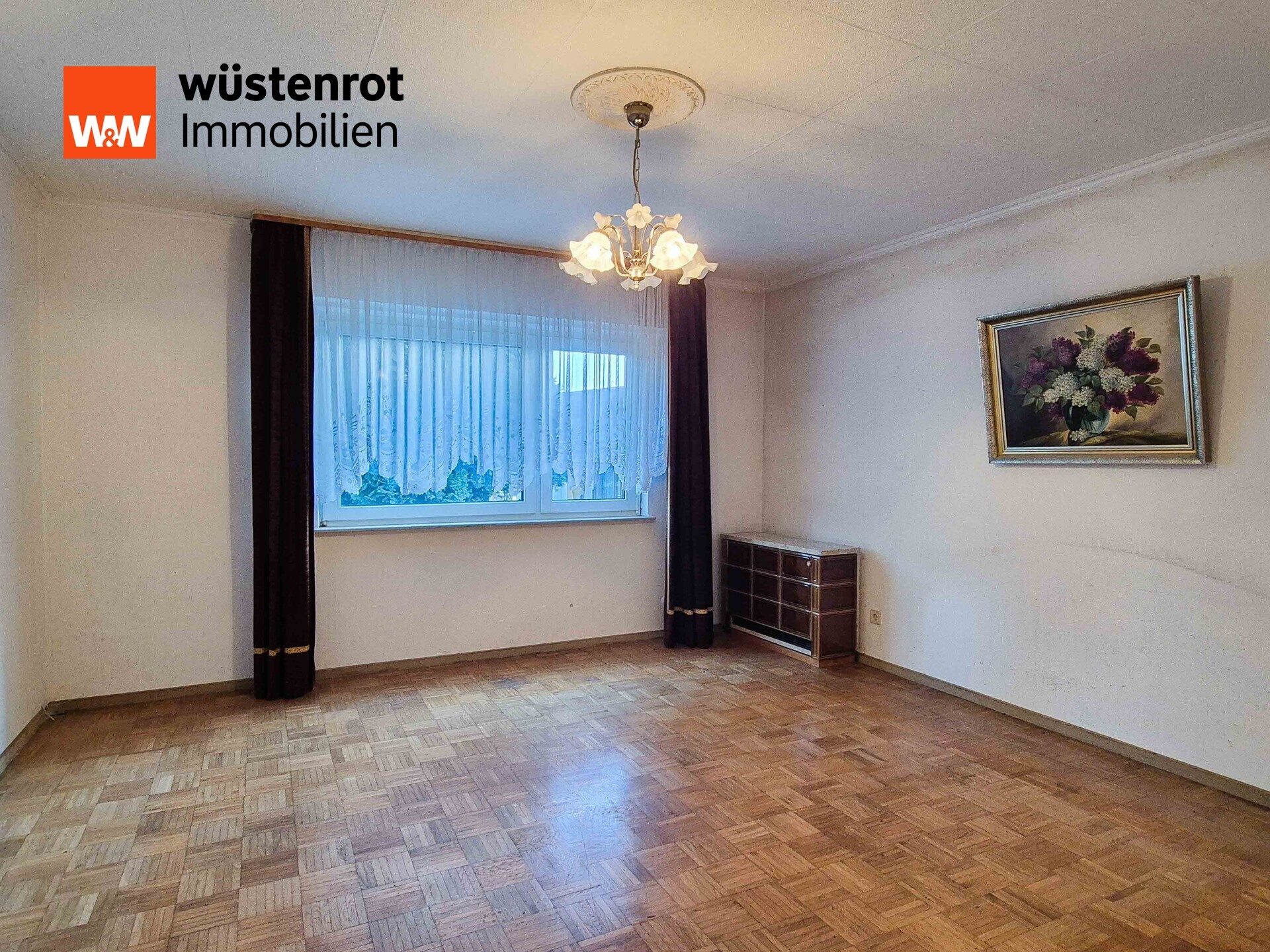 Immobilienangebot - Bruchköbel - Alle - 1 - 2 Wohneinheiten + wohnlich ausgebautem Souterrain: Haus mit enormem Entwicklungspotenzial