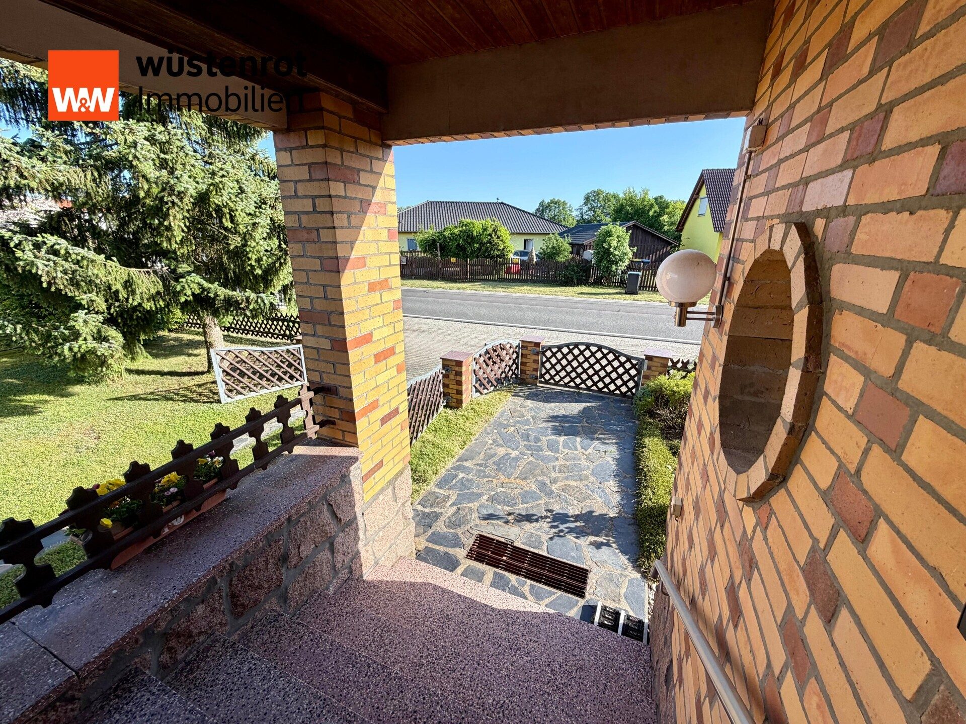Immobilienangebot - Doberlug-Kirchhain - Alle - Gepflegtes Familienidyll mit großem Garten, Nebengelass und moderner Wärmepumpe