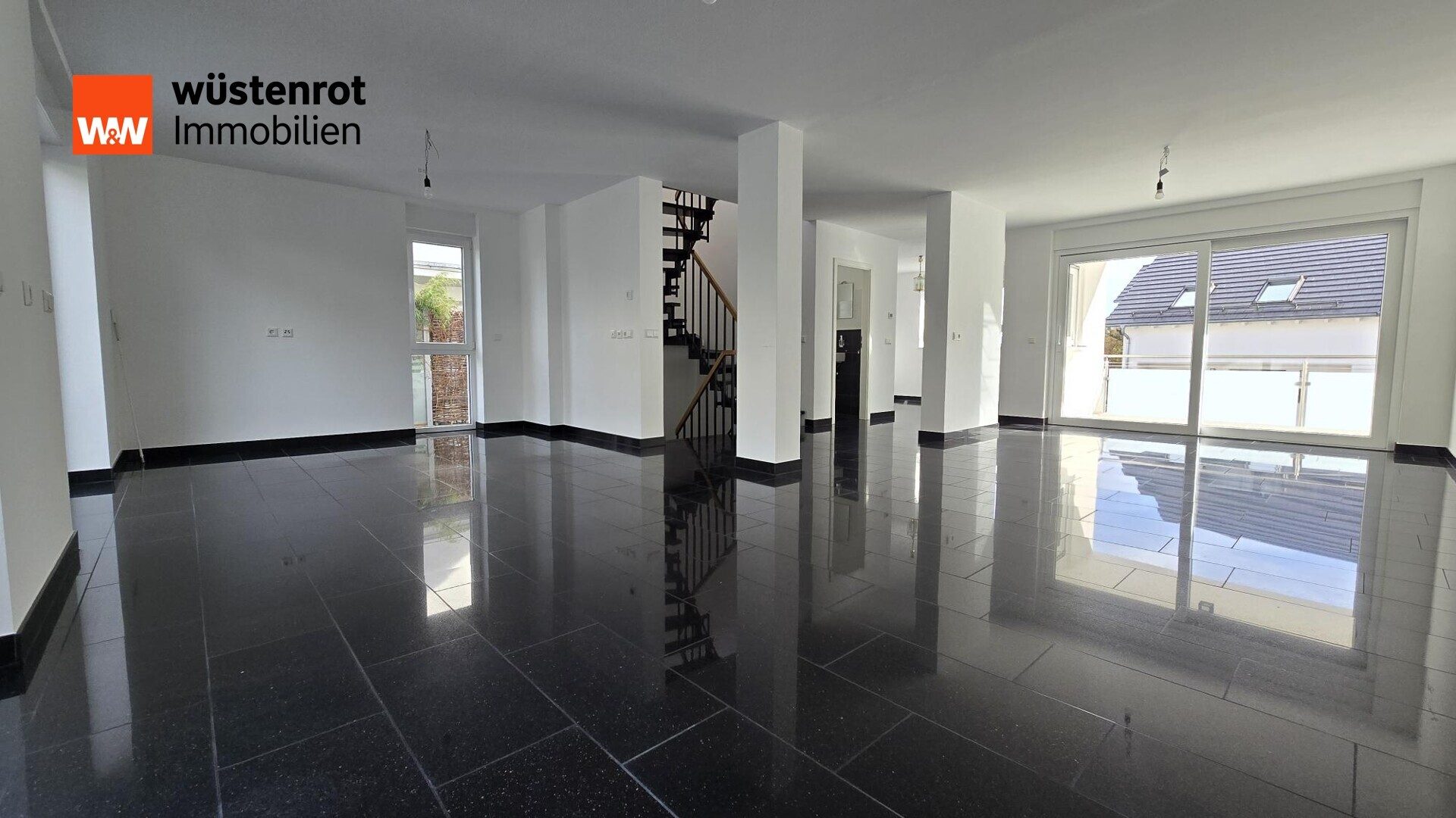 Immobilienangebot - Baden-Baden / Ebersteinburg - Alle - Haus für die Familie - frei !