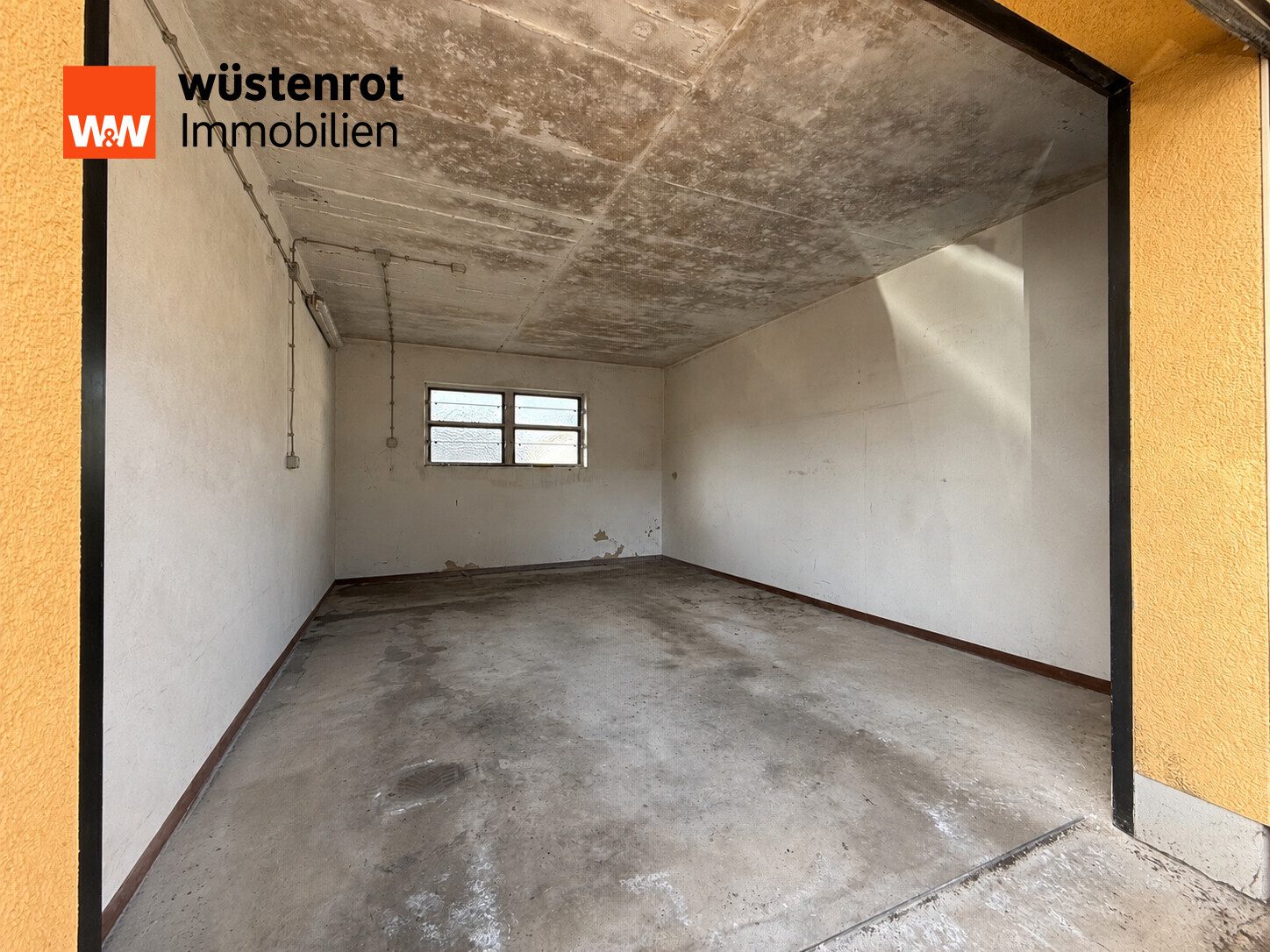 Immobilienangebot - Thomm - Alle - Solide Doppelhaushälfte mit Ausbaupotenzial, Garage und zusätzlichem Gartenbereich in Thomm