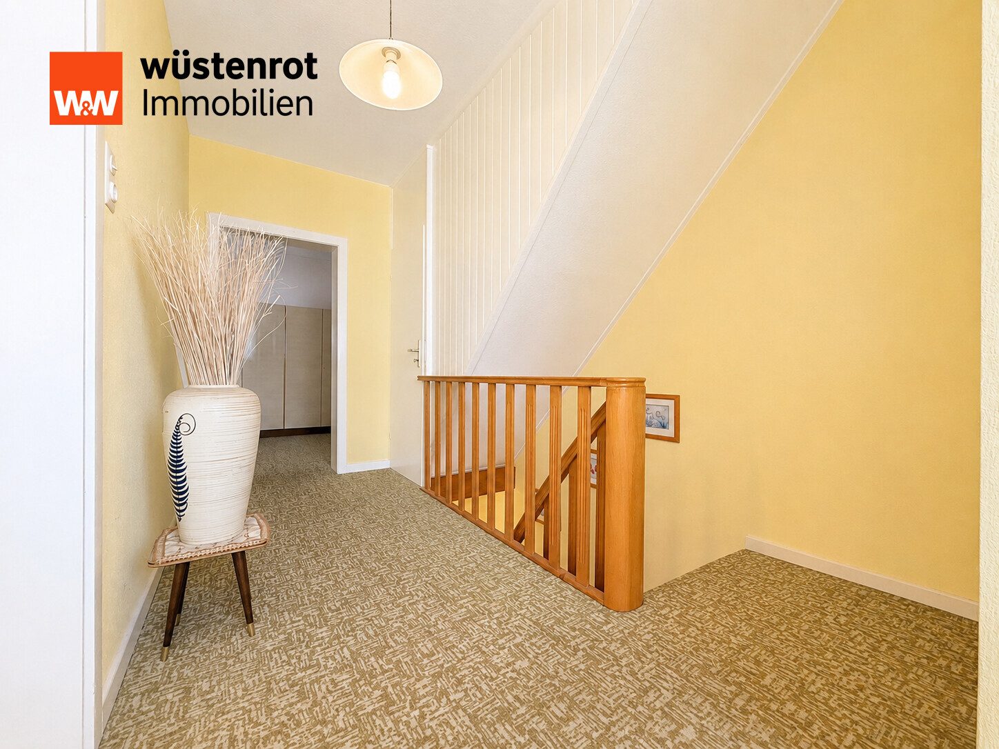 Immobilienangebot - Thomm - Alle - Solide Doppelhaushälfte mit Ausbaupotenzial, Garage und zusätzlichem Gartenbereich in Thomm