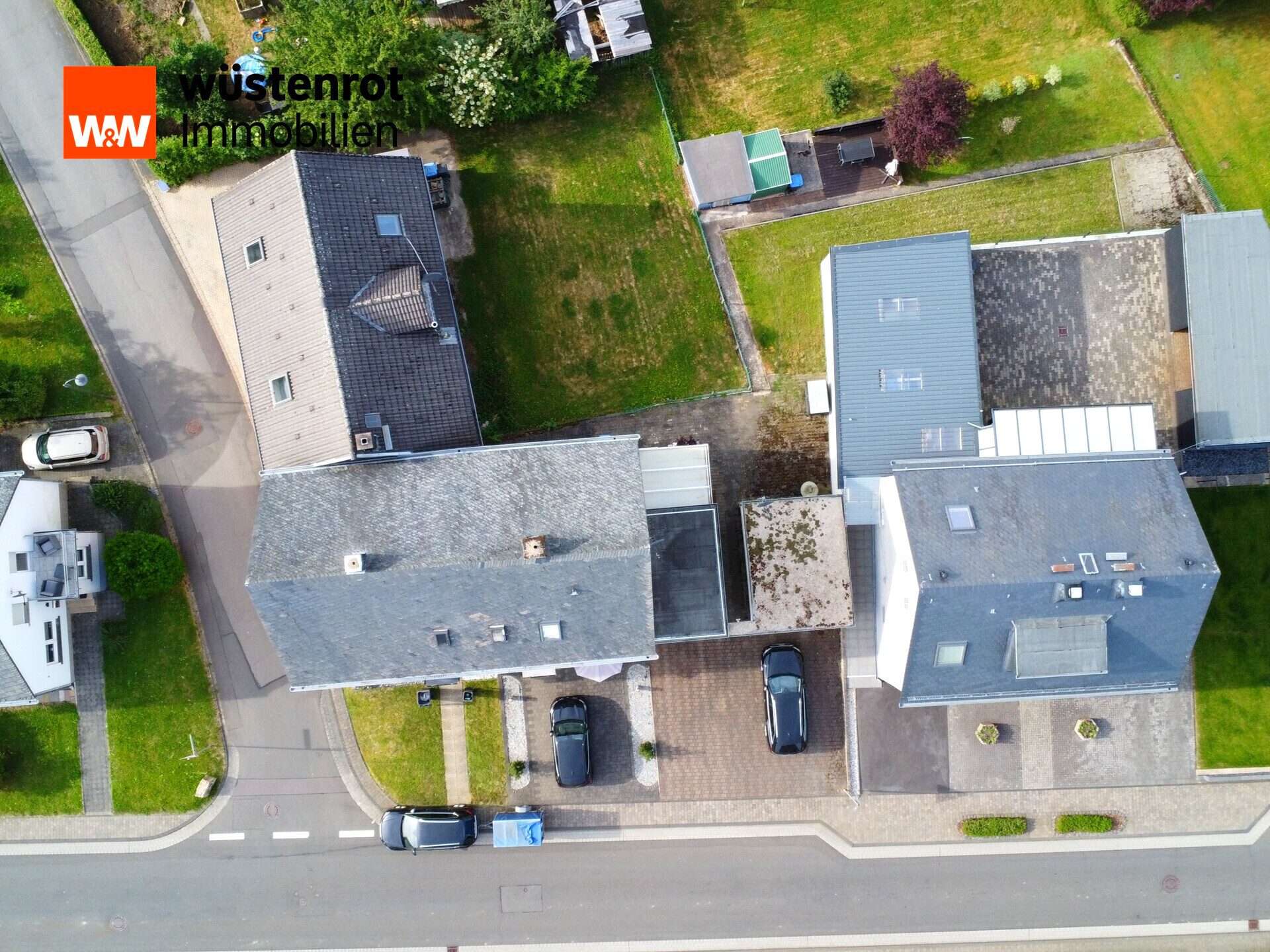 Immobilienangebot - Thomm - Alle - Solide Doppelhaushälfte mit Ausbaupotenzial, Garage und zusätzlichem Gartenbereich in Thomm