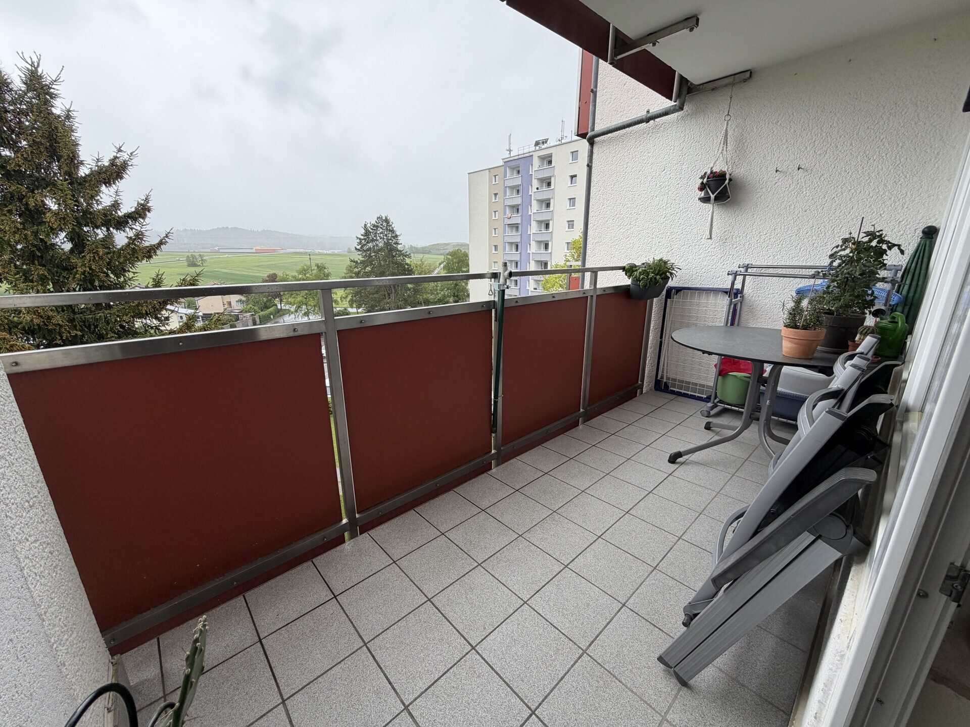 Immobilienangebot - Aldingen - Alle - Wohnen über den Dächern – 3-Zimmer-Wohnung im 5. Stock