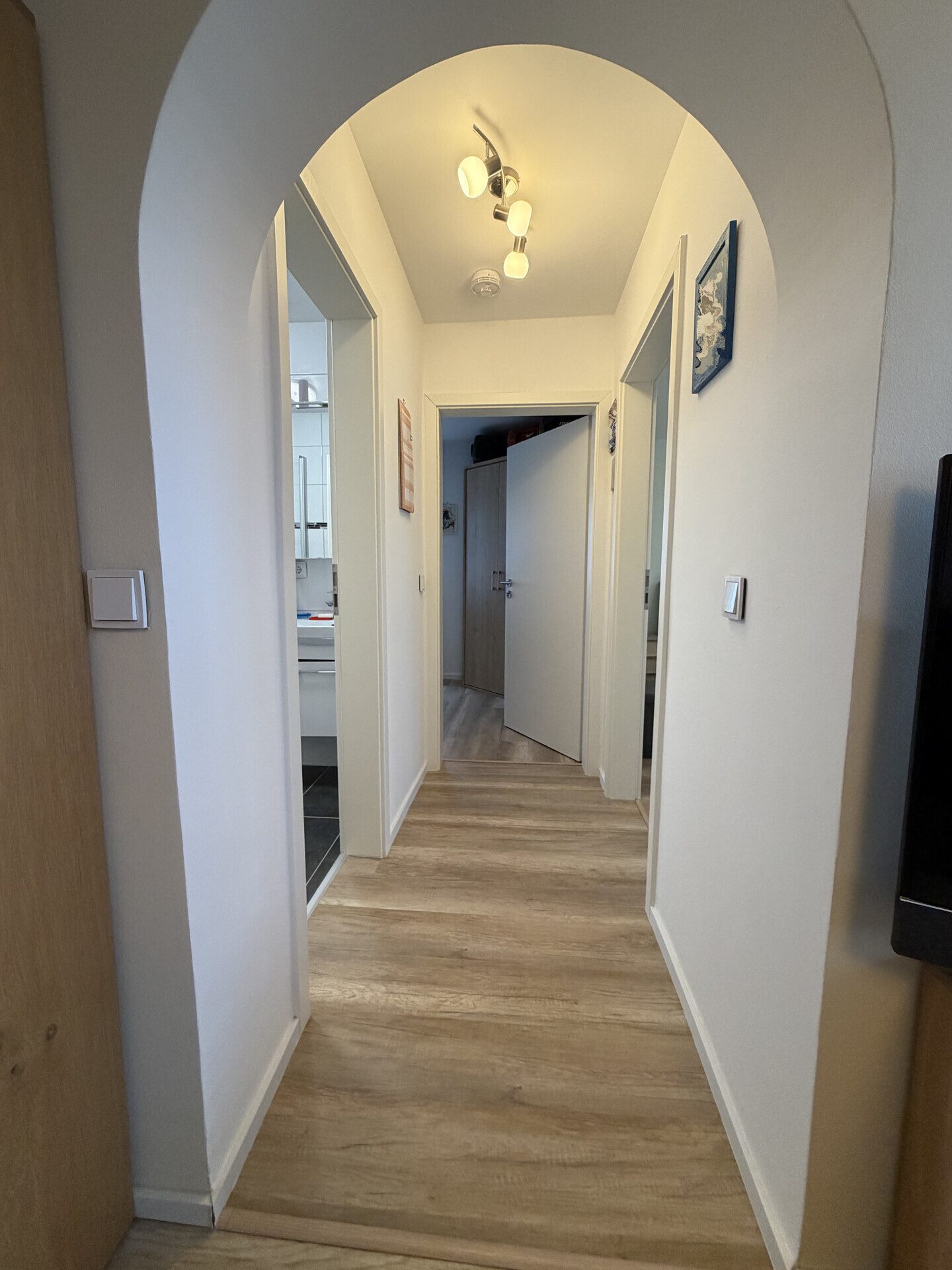 Immobilienangebot - Aldingen - Alle - Wohnen über den Dächern – 3-Zimmer-Wohnung im 5. Stock