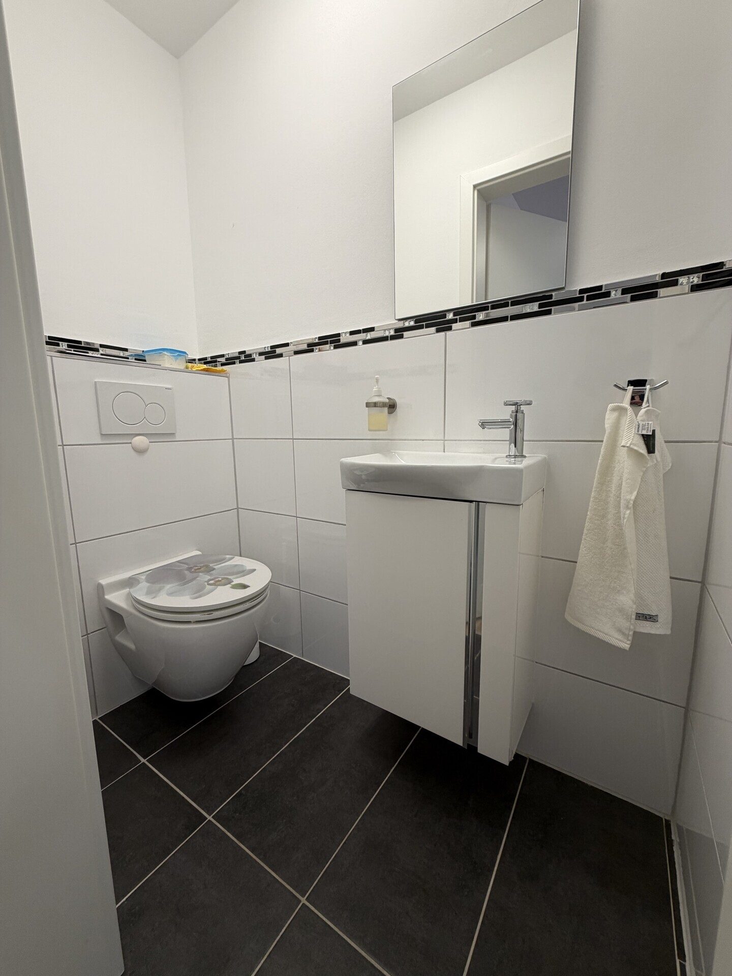 Immobilienangebot - Aldingen - Alle - Wohnen über den Dächern – 3-Zimmer-Wohnung im 5. Stock
