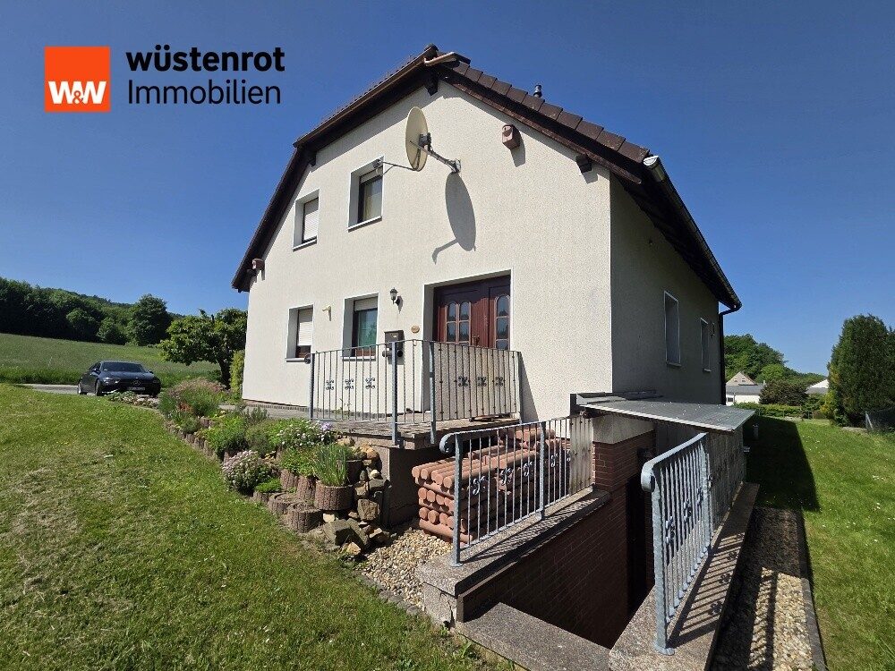 Immobilienangebot - Ebersbach/Sachsen - Alle - Gepflegtes Wohnhaus in Ebersbach
