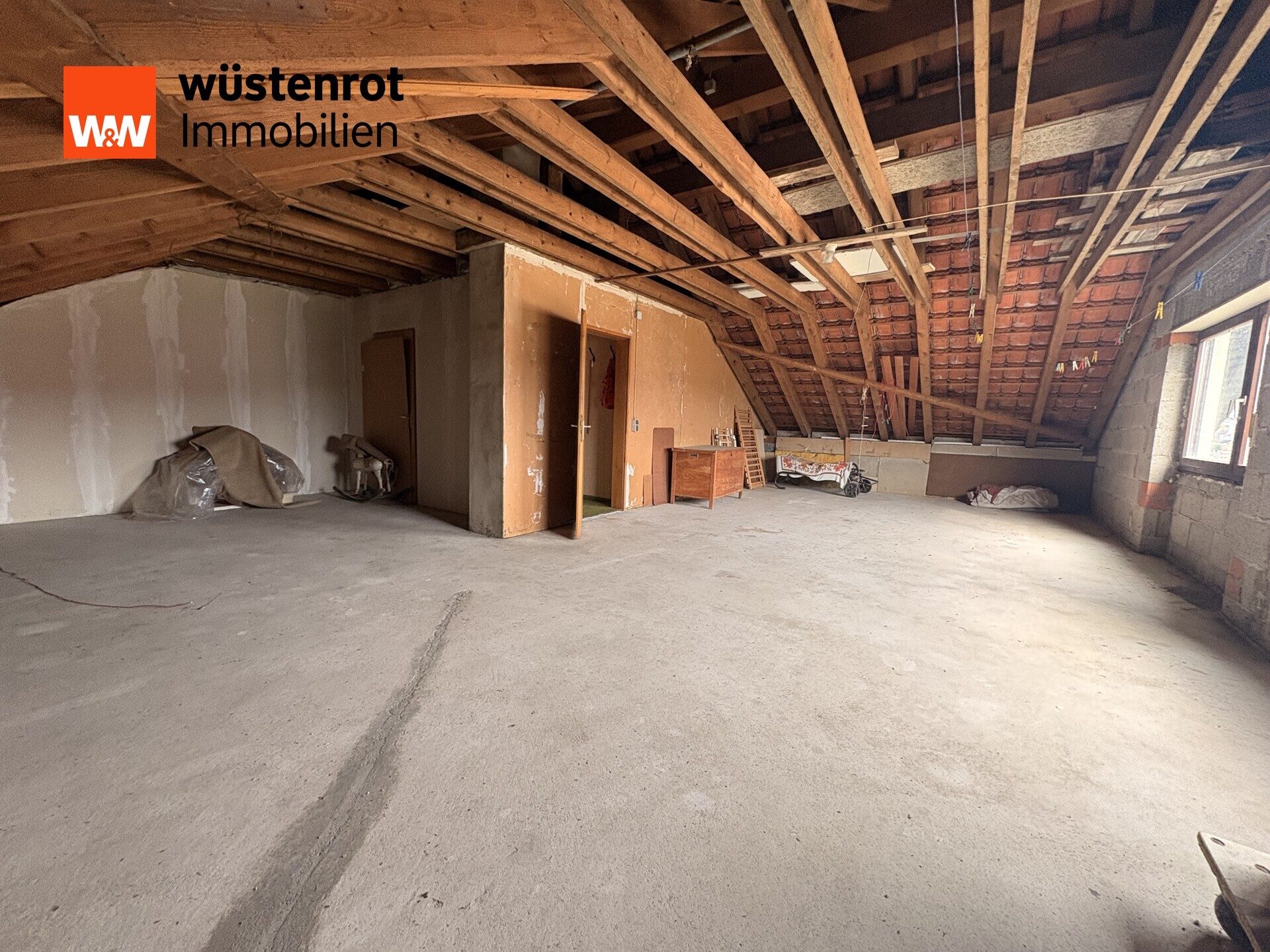 Immobilienangebot - Oberderdingen / Großvillars - Alle - Viel Raum für Generationen – Ihr neues Zuhause mit viel Potenzial