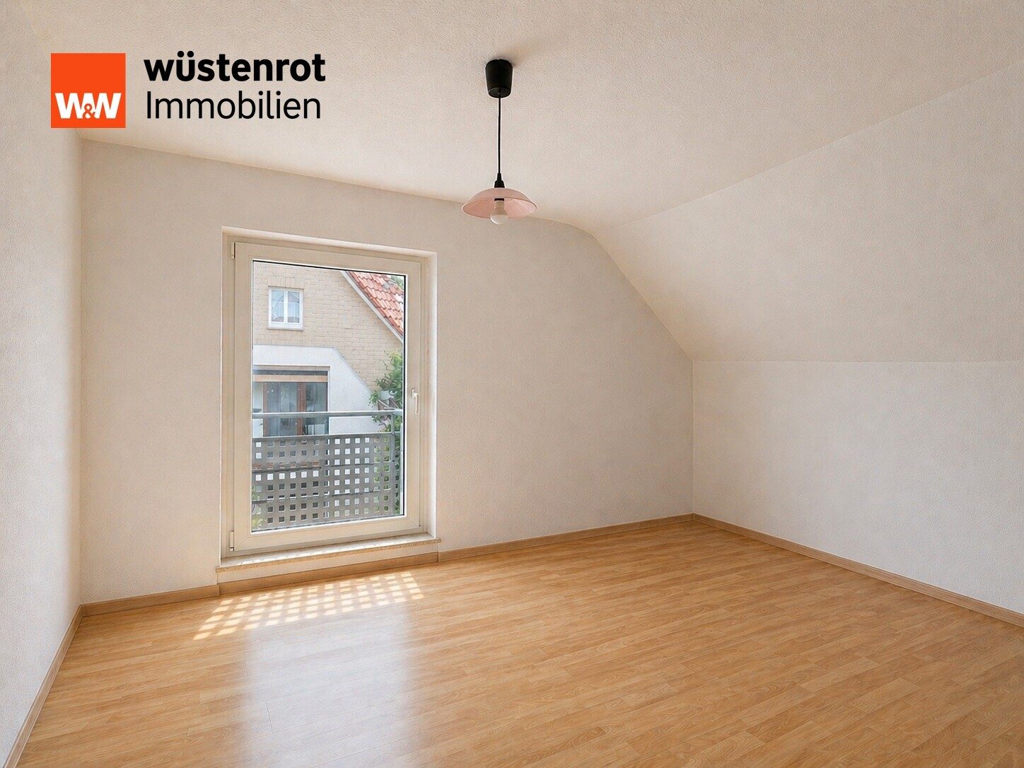 Immobilienangebot - Welzheim - Alle - Tolle Lage! 3-Zimmer-Wohnung mit Balkon und viel Stauraum in Welzheim