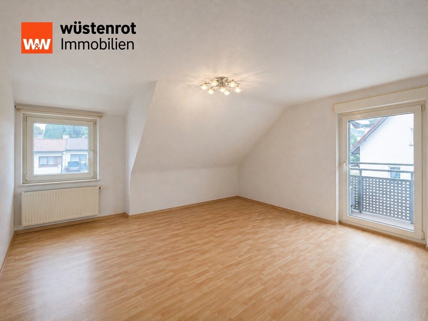Immobilienangebot - Welzheim - Alle - Tolle Lage! 3-Zimmer-Wohnung mit Balkon und viel Stauraum in Welzheim