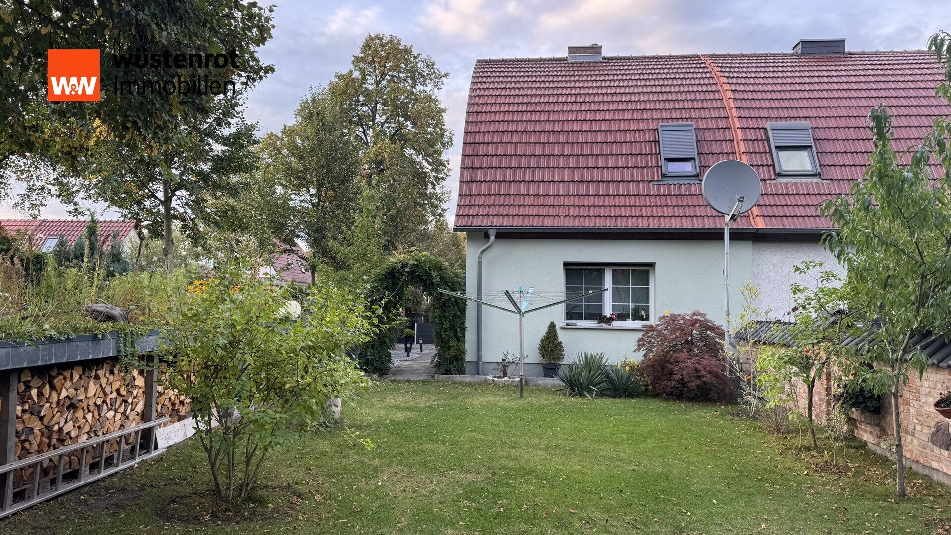 Immobilienangebot - Groß Lindow - Alle - WOW - Eigentum statt Miete - Erwerben und einziehen und den Sommer im Eigentum genießen !