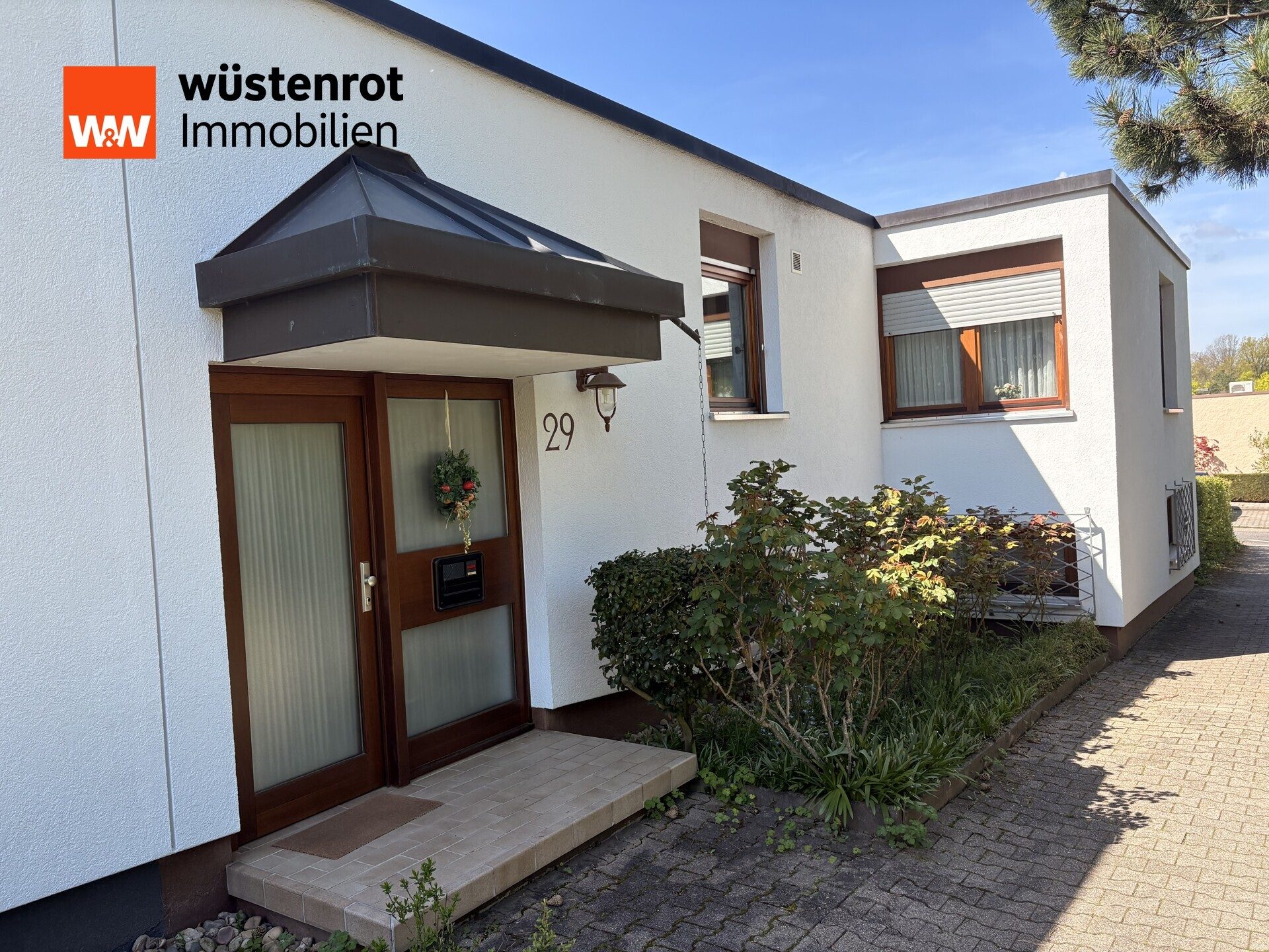 Immobilienangebot - Pforzheim / Sonnenberg - Alle - Ihr Traum vom Wohnen im Grünen – alles auf einer Ebene
