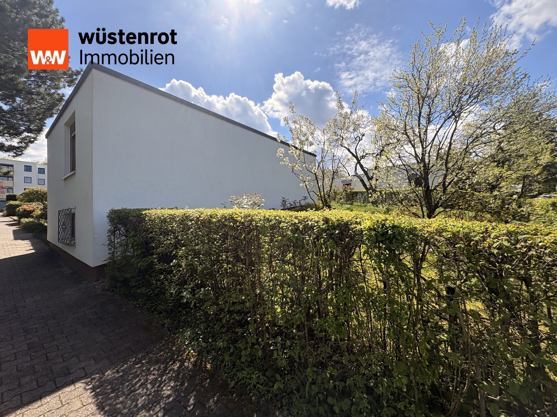 Immobilienangebot - Pforzheim / Sonnenberg - Alle - Ihr Traum vom Wohnen im Grünen – alles auf einer Ebene