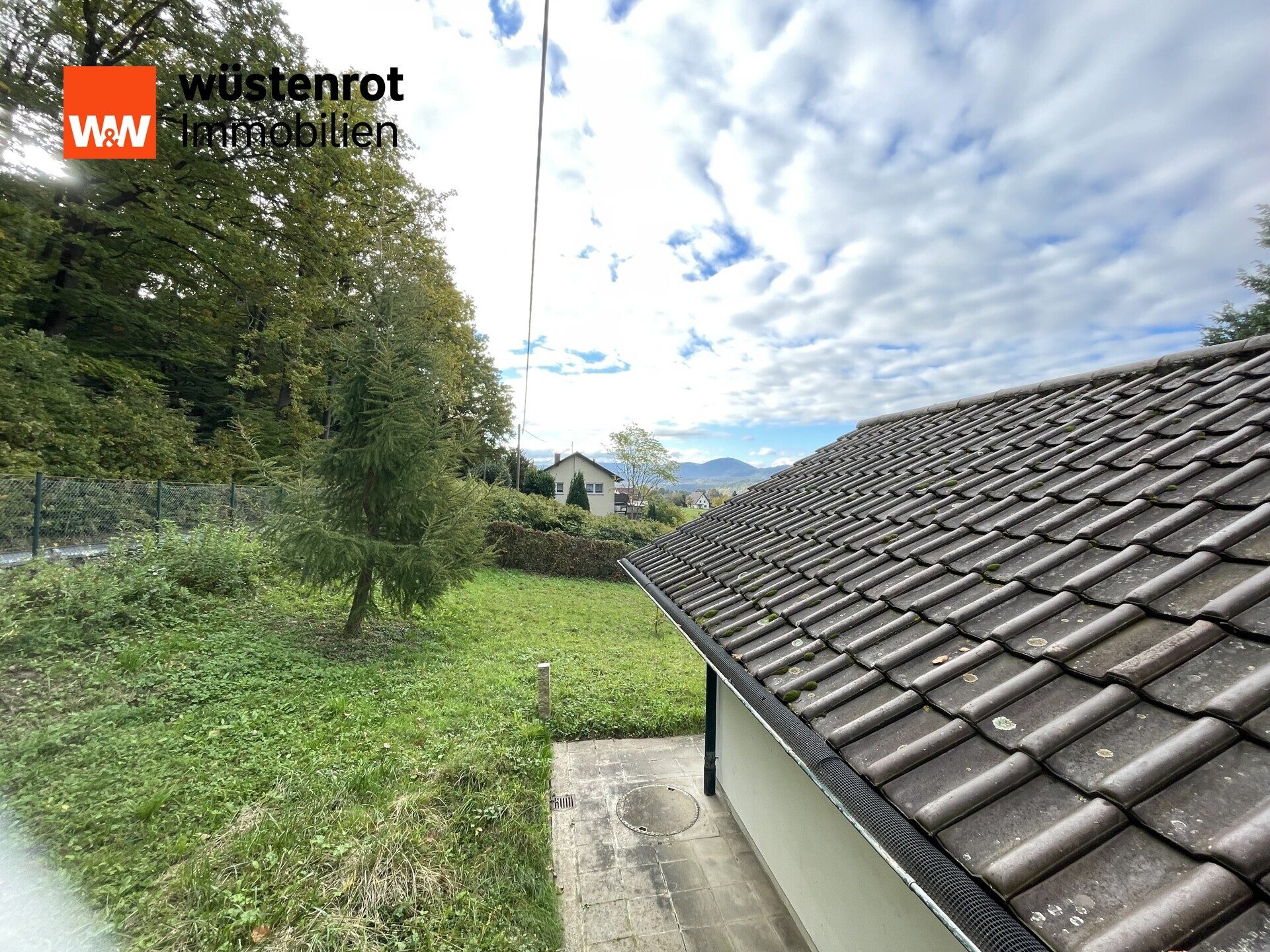 Immobilienangebot - Gaggenau - Alle - *EINZIGARTIGES URLAUBSGEFÜHL: Kleines Einfamilienhaus mit großem Grundstück, Terrasse, Carport uvm*