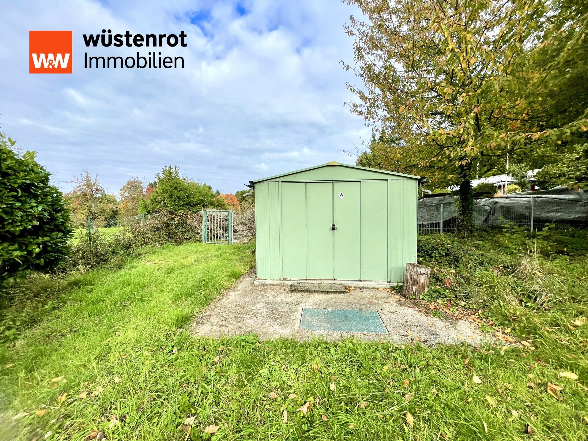 Immobilienangebot - Gaggenau - Alle - *EINZIGARTIGES URLAUBSGEFÜHL: Kleines Einfamilienhaus mit großem Grundstück, Terrasse, Carport uvm*