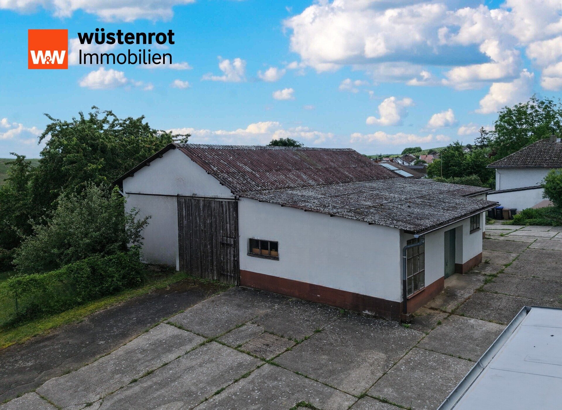 Immobilienangebot - Dorsheim - Alle - #Grosszügiger Hallenkomplex - Teil eines ehemaligen Weingutes - auf schönem Grundstück