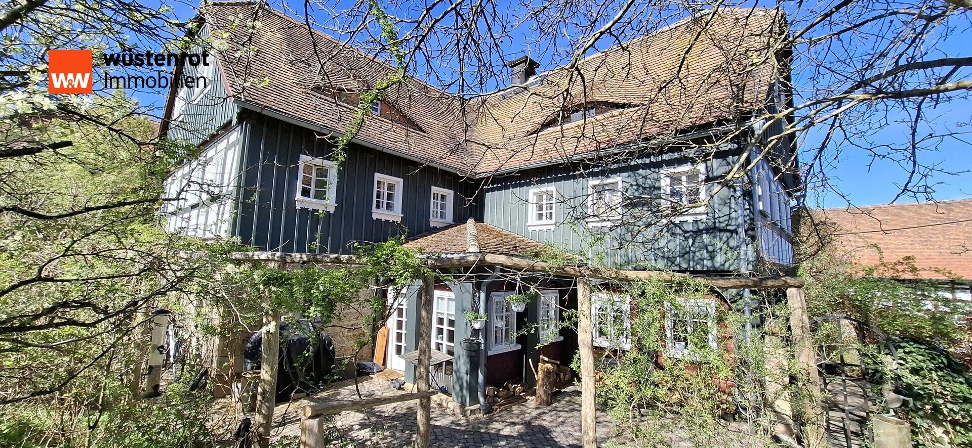 Immobilienangebot - Bertsdorf-Hörnitz - Alle - Hochwertiges Liebhaberanwesen in ausgezeichneter Wohnlage am Zittauer Gebirge