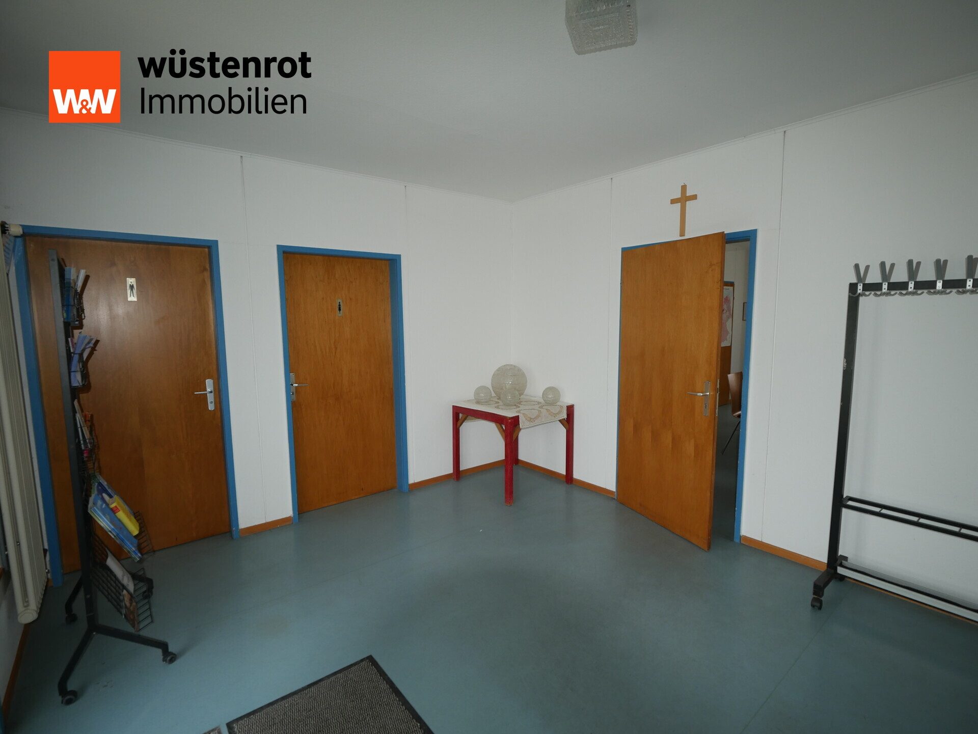Immobilienangebot - Neustadt bei Coburg - Alle - Gemeindehaus mit Saal