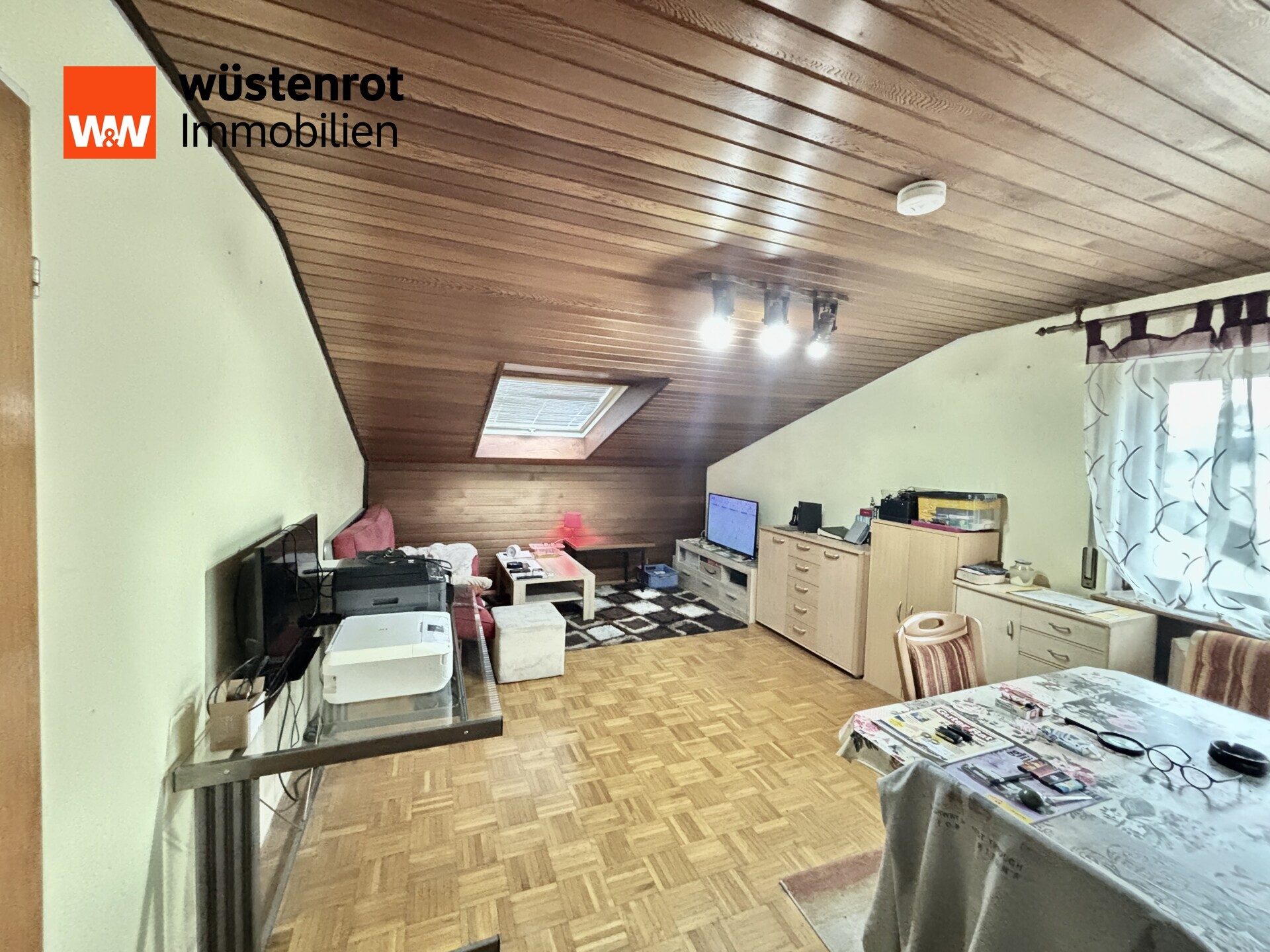 Immobilienangebot - Vogt - Alle - Großzügiges Zweifamilienhaus mit Aussicht zur Selbstnutzung, Mehrgenerationenwohnen, Kapitalanlage