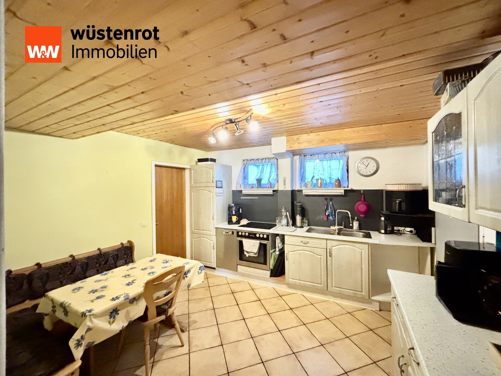 Immobilienangebot - Vogt - Alle - Großzügiges Zweifamilienhaus mit Aussicht zur Selbstnutzung, Mehrgenerationenwohnen, Kapitalanlage