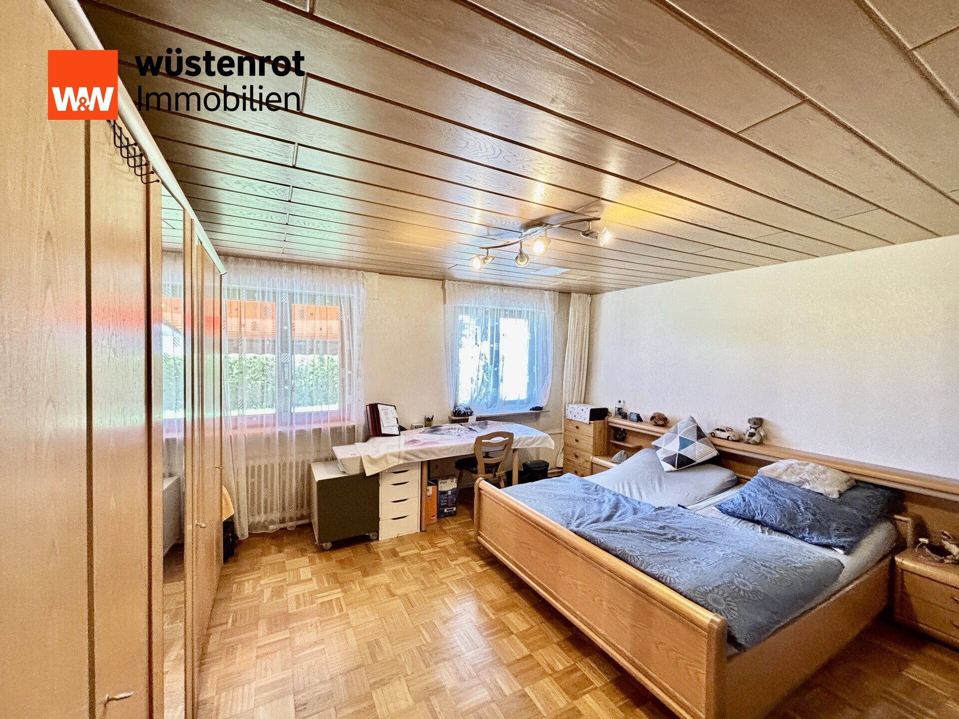 Immobilienangebot - Vogt - Alle - Großzügiges Zweifamilienhaus mit Aussicht zur Selbstnutzung, Mehrgenerationenwohnen, Kapitalanlage