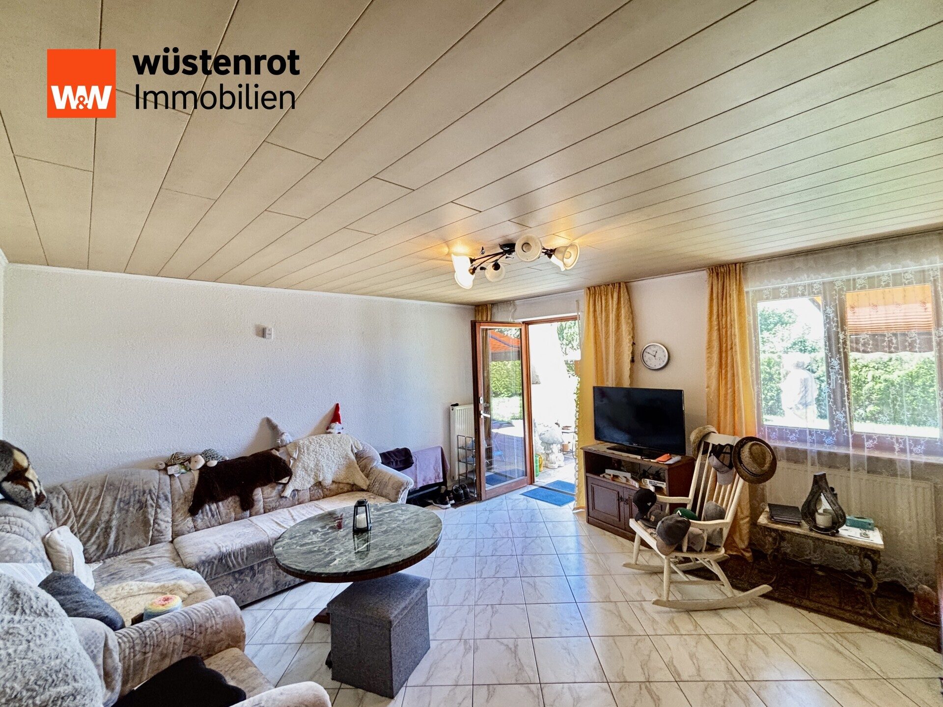 Immobilienangebot - Vogt - Alle - Großzügiges Zweifamilienhaus mit Aussicht zur Selbstnutzung, Mehrgenerationenwohnen, Kapitalanlage