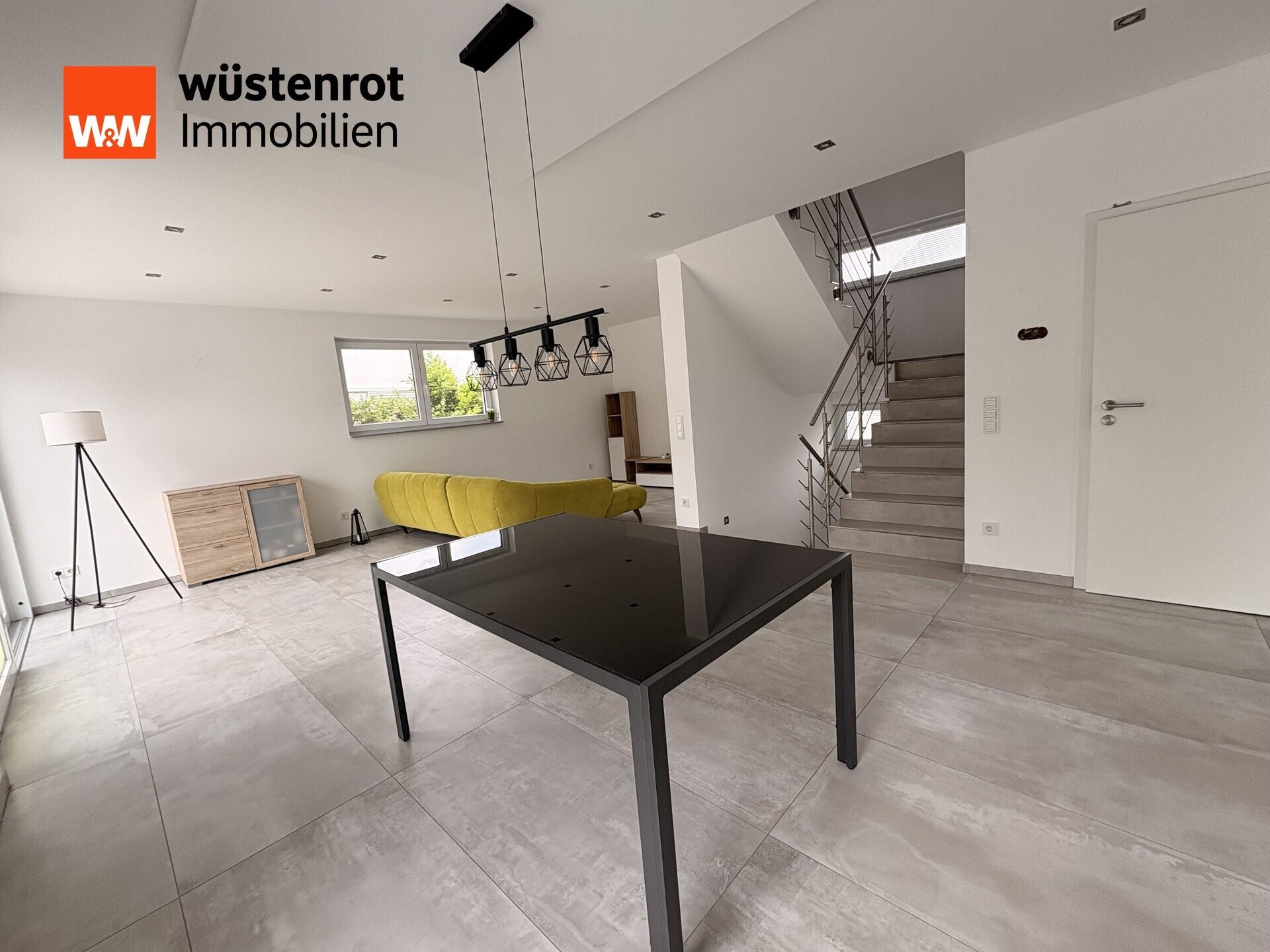 Immobilienangebot - Pforzheim / Büchenbronn - Alle - Stilvoll wohnen - Moderne Architektur trifft Energieeffizienz