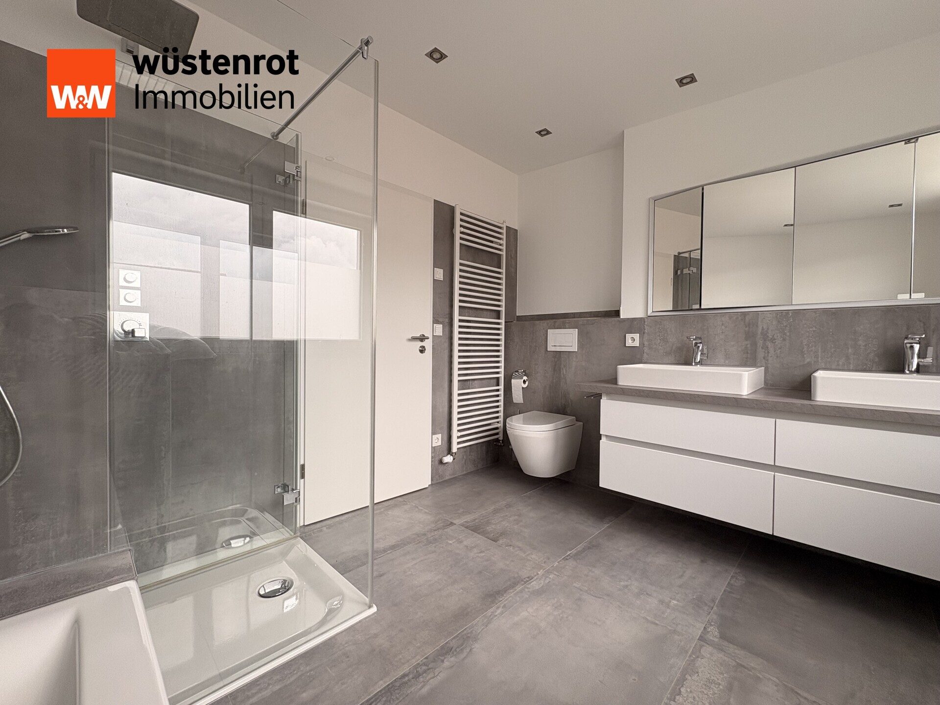 Immobilienangebot - Pforzheim / Büchenbronn - Alle - Stilvoll wohnen - Moderne Architektur trifft Energieeffizienz