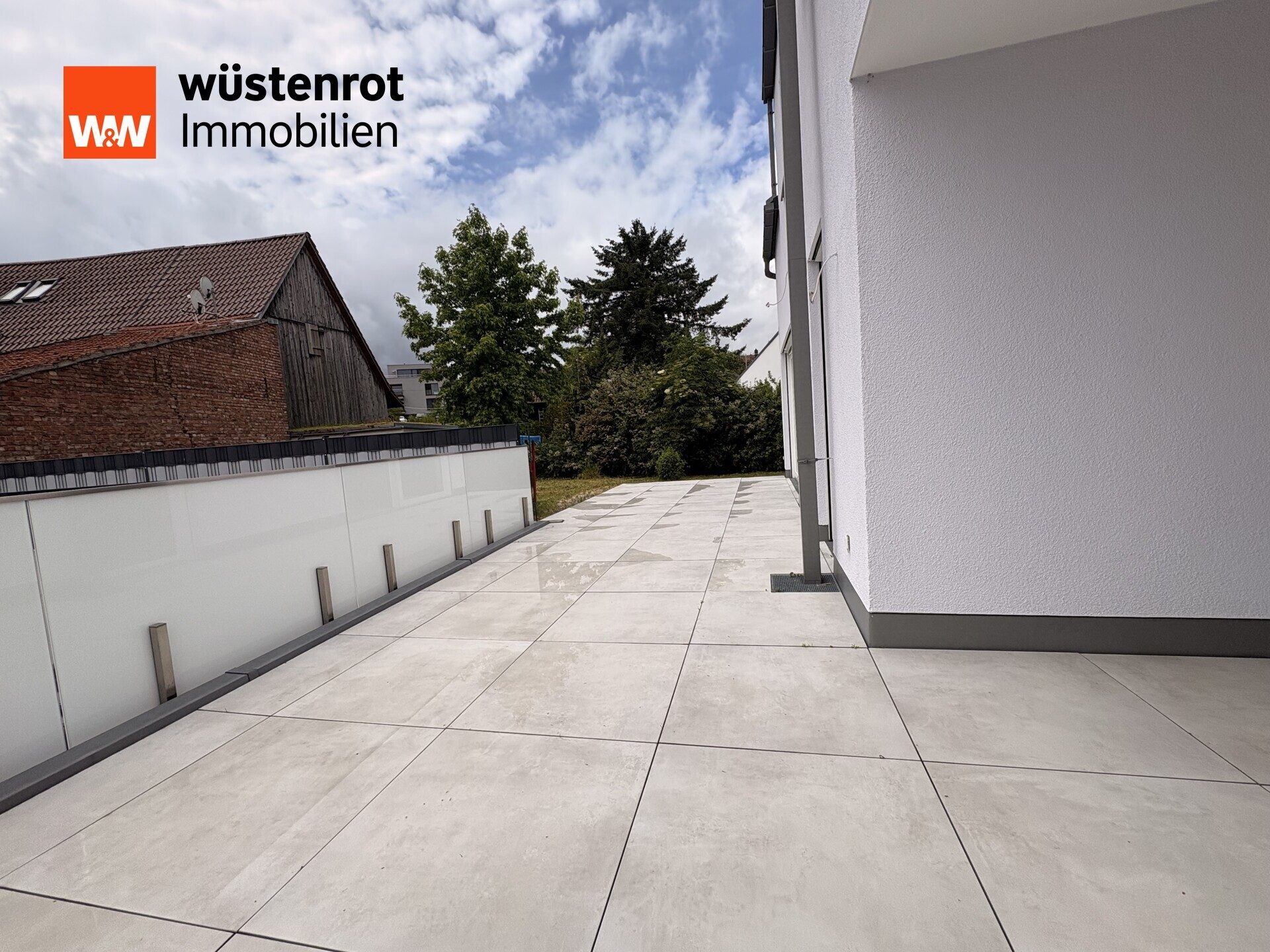 Immobilienangebot - Pforzheim / Büchenbronn - Alle - Stilvoll wohnen - Moderne Architektur trifft Energieeffizienz