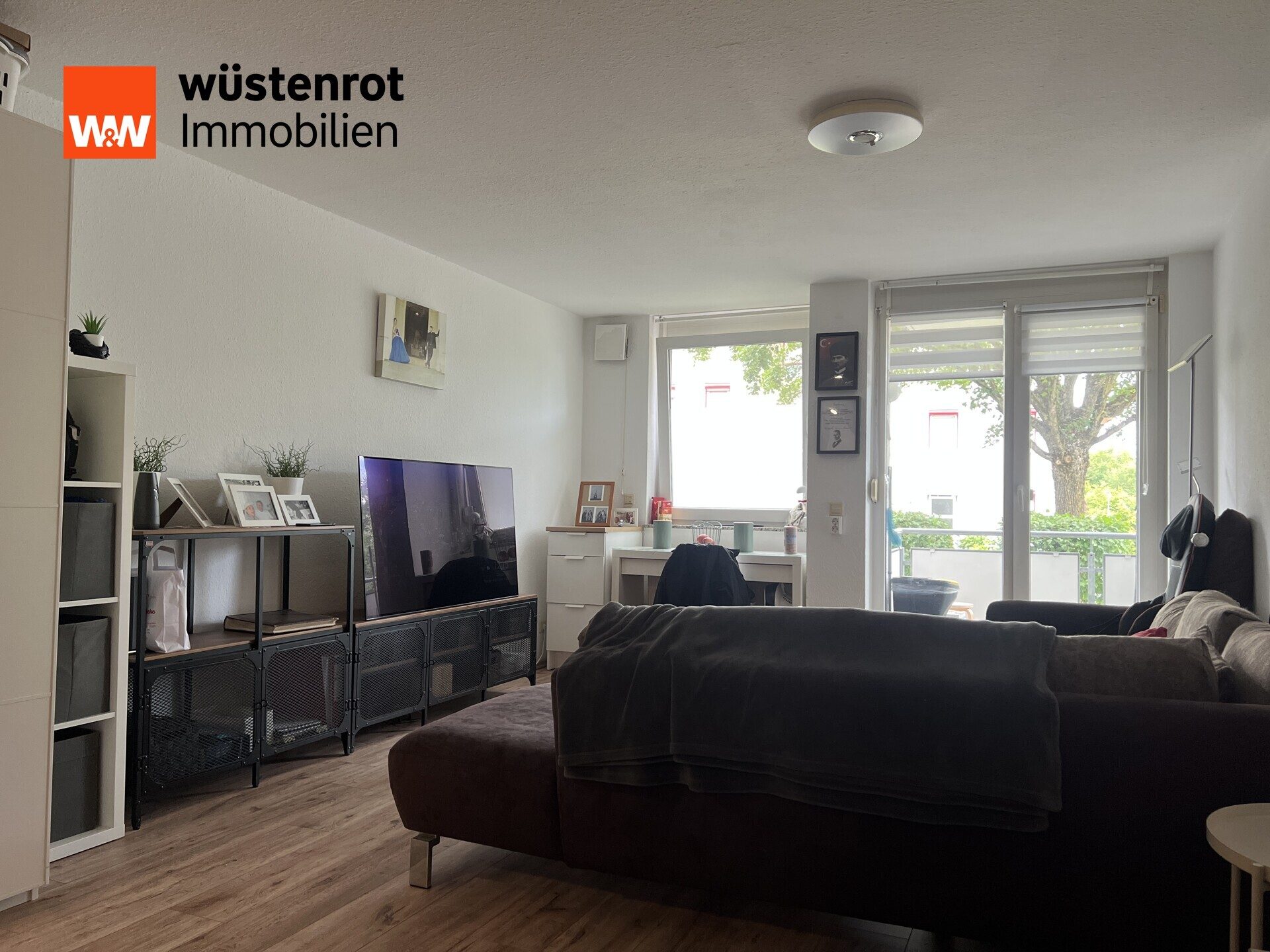 Immobilienangebot - Vaihingen an der Enz - Alle - Klein, fein, gut geschnitten - ruhige 1,5-Zimmer-Wohnung mit Stellplatz und Balkon in Kleinglattbach