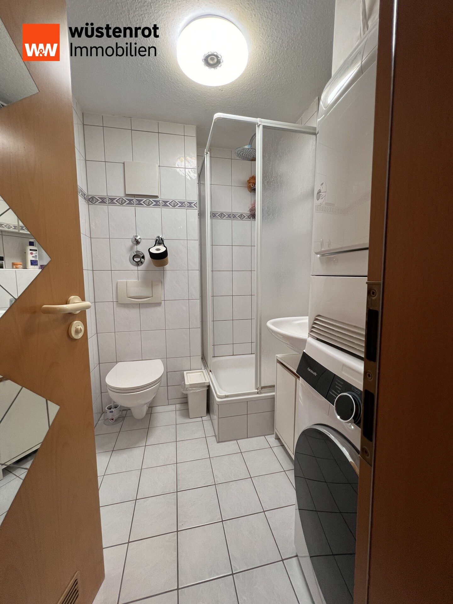 Immobilienangebot - Vaihingen an der Enz - Alle - Klein, fein, gut geschnitten - ruhige 1,5-Zimmer-Wohnung mit Stellplatz und Balkon in Kleinglattbach
