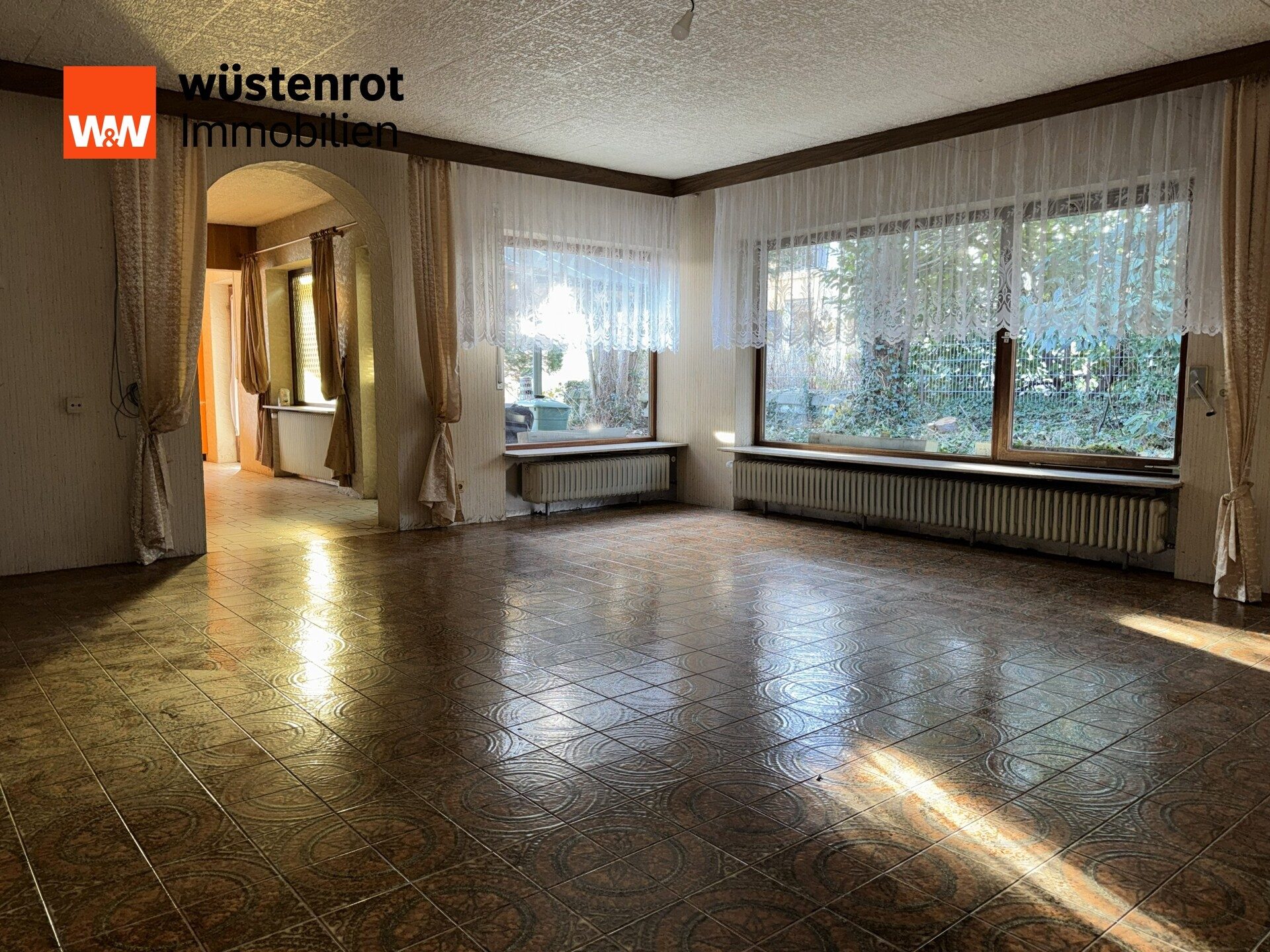 Immobilienangebot - Rottweil / Hausen - Alle - Familienglück mit Freiraum: Großzügiges Zuhause mit Einliegerwohnung