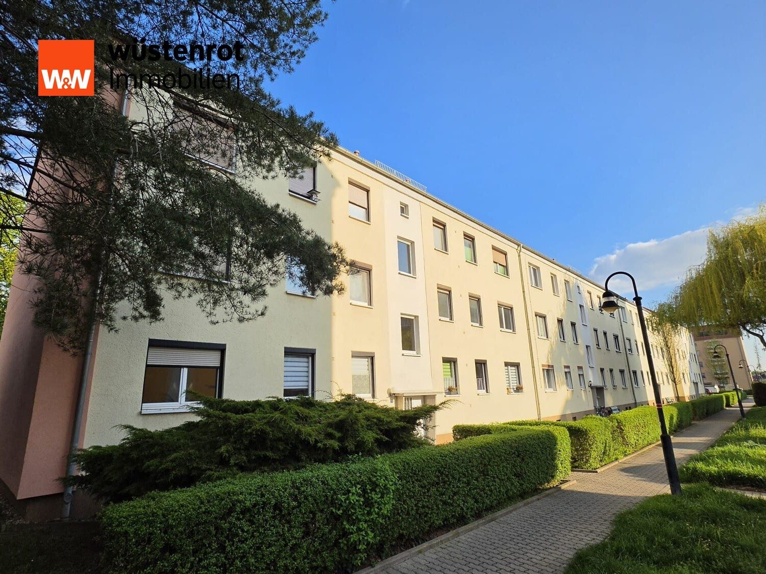Immobilienangebot - Hohenmölsen - Alle - Hohenmölsen- frei ab 01.07.2026 zur Eigennutzung oder Kapitalanlage, Erdgeschoss