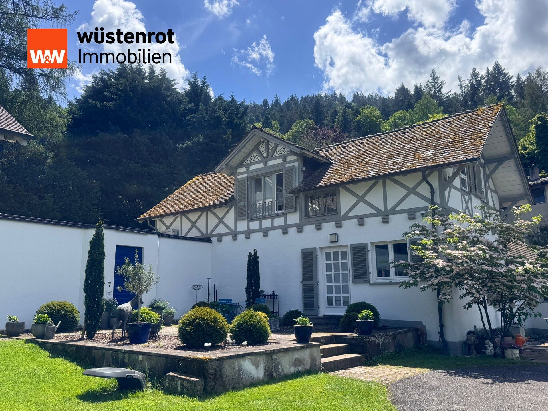 Immobilienangebot - Baden-Baden - Alle - Villa mit sonnigem Garten