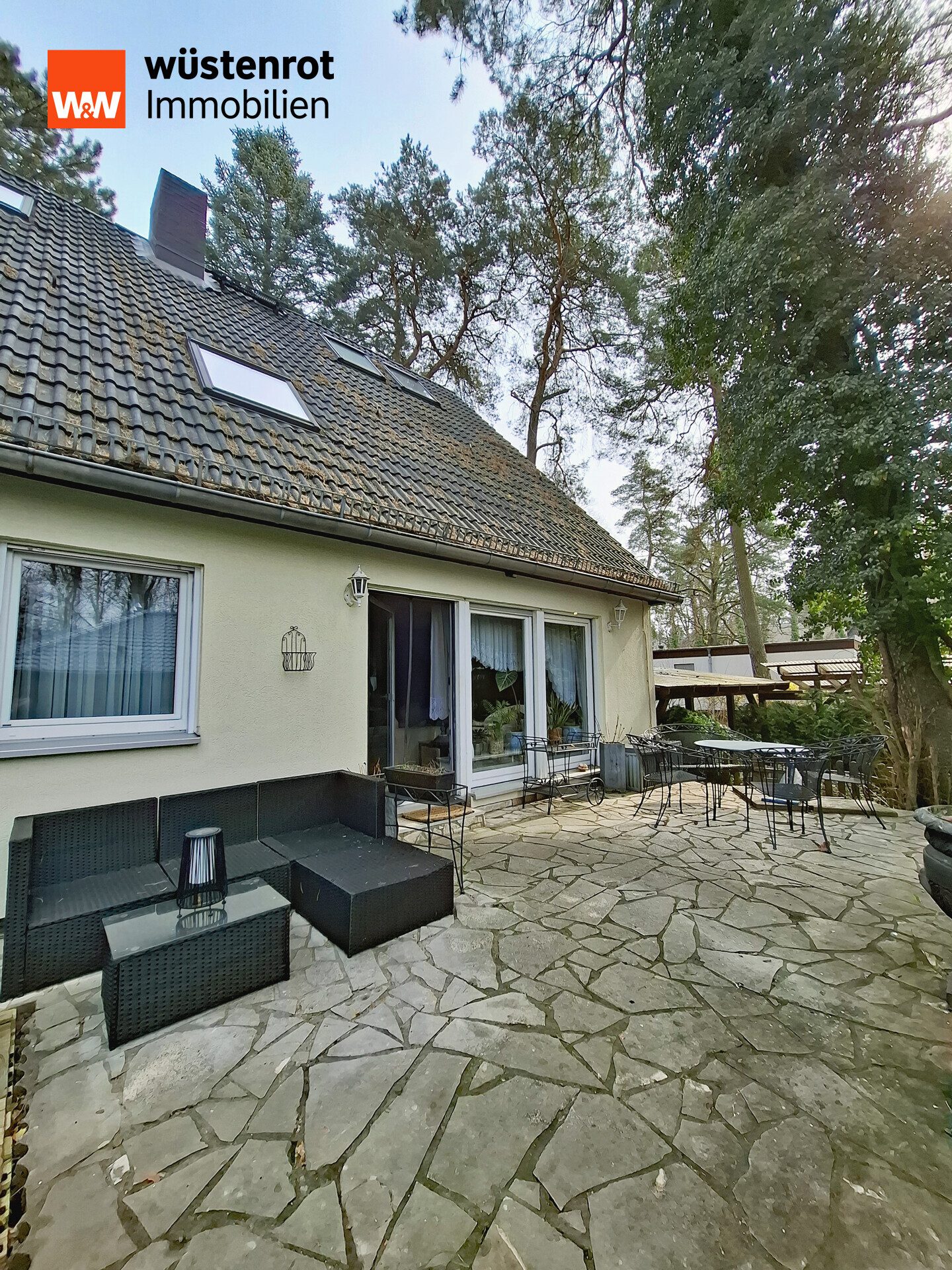 Immobilienangebot - Berlin / Frohnau - Alle - Schönes Einfamilienhaus mit großzügigem Raumangebot,moderner Wärmepumpe auf  sehr ruhigem Grundstück