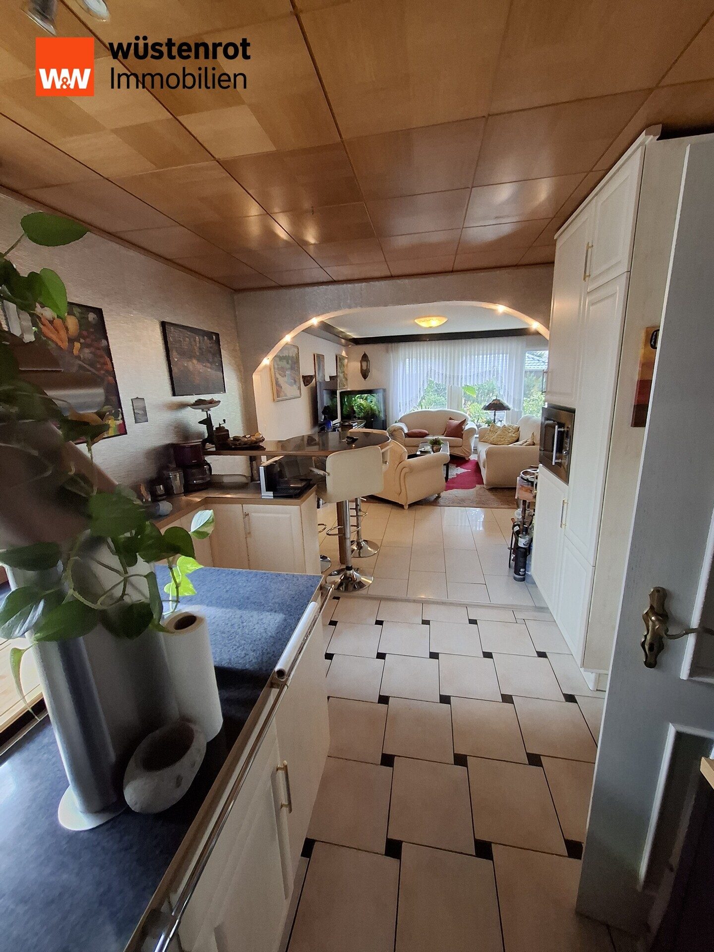 Immobilienangebot - Berlin / Frohnau - Alle - Schönes Einfamilienhaus mit großzügigem Raumangebot,moderner Wärmepumpe auf  sehr ruhigem Grundstück